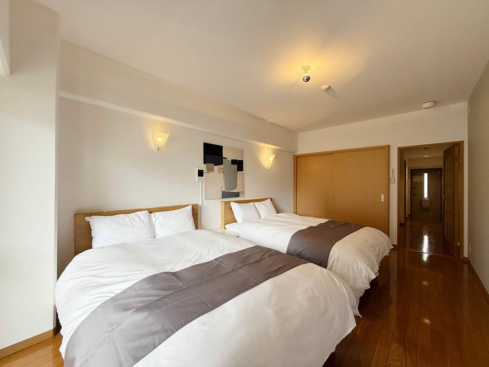 Bright Riverside Studio | Walk to Peace Park — Hiroshima City, Hiroshima — vacation rental