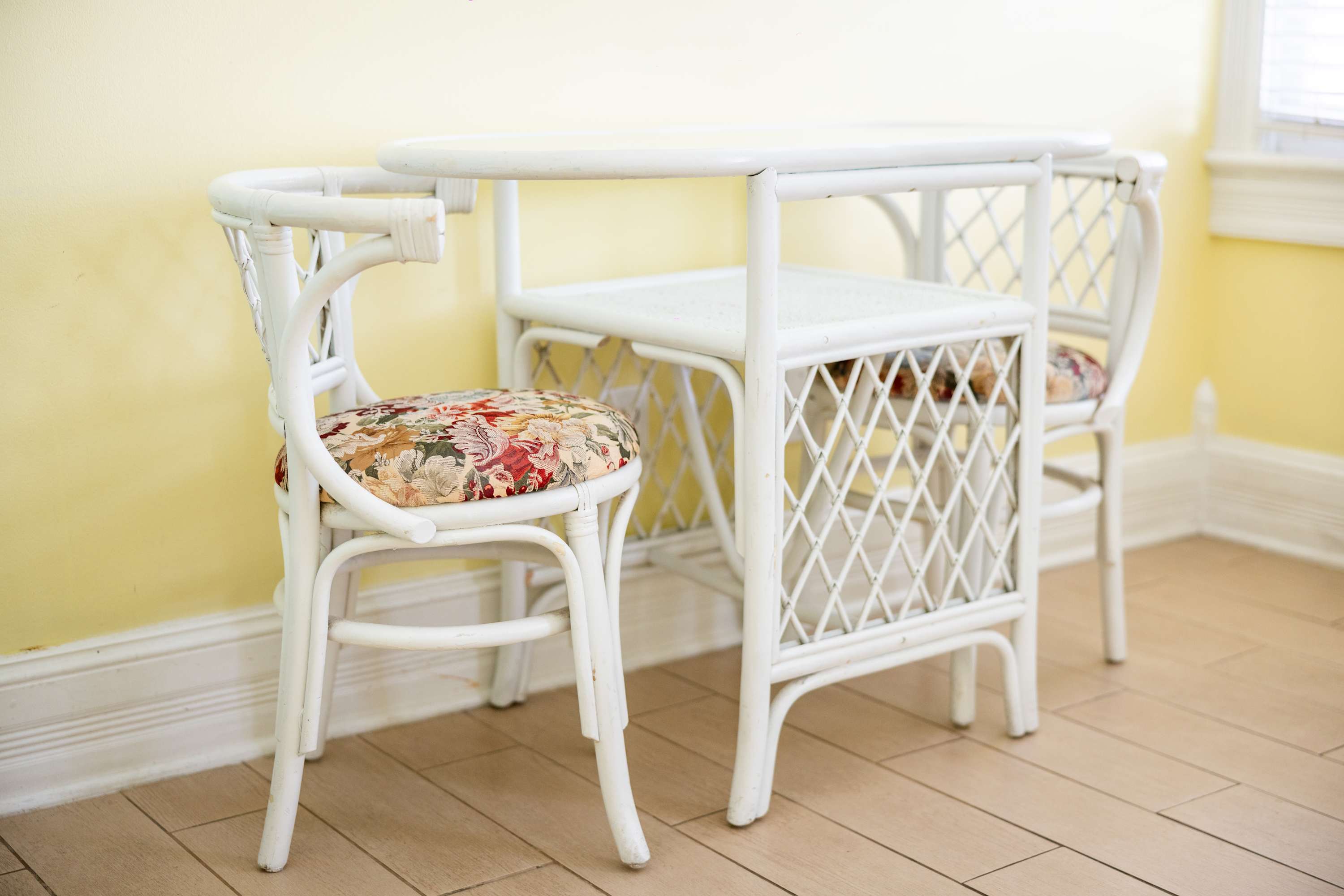 Deluxe Queen at Curry Mansion Inn 5