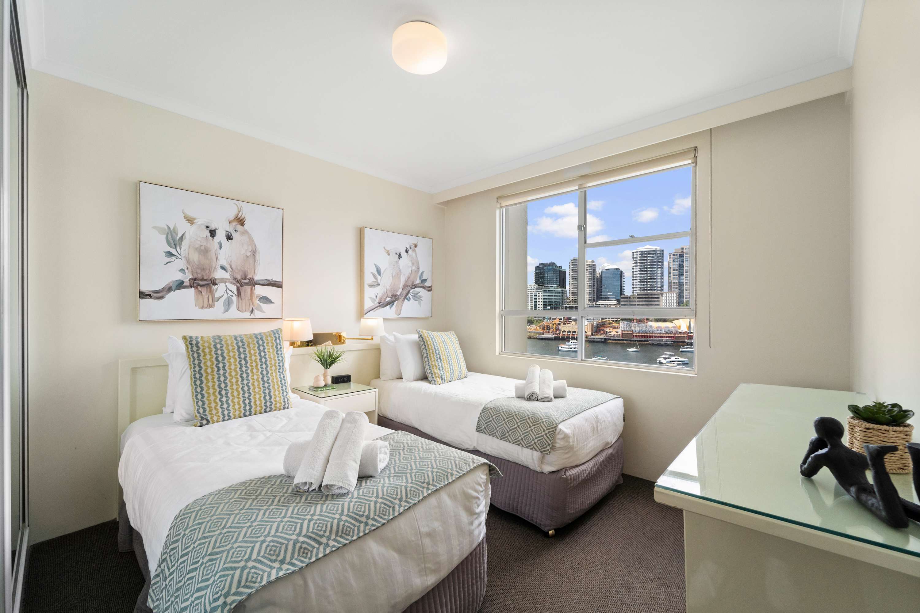 Harbourside 43
