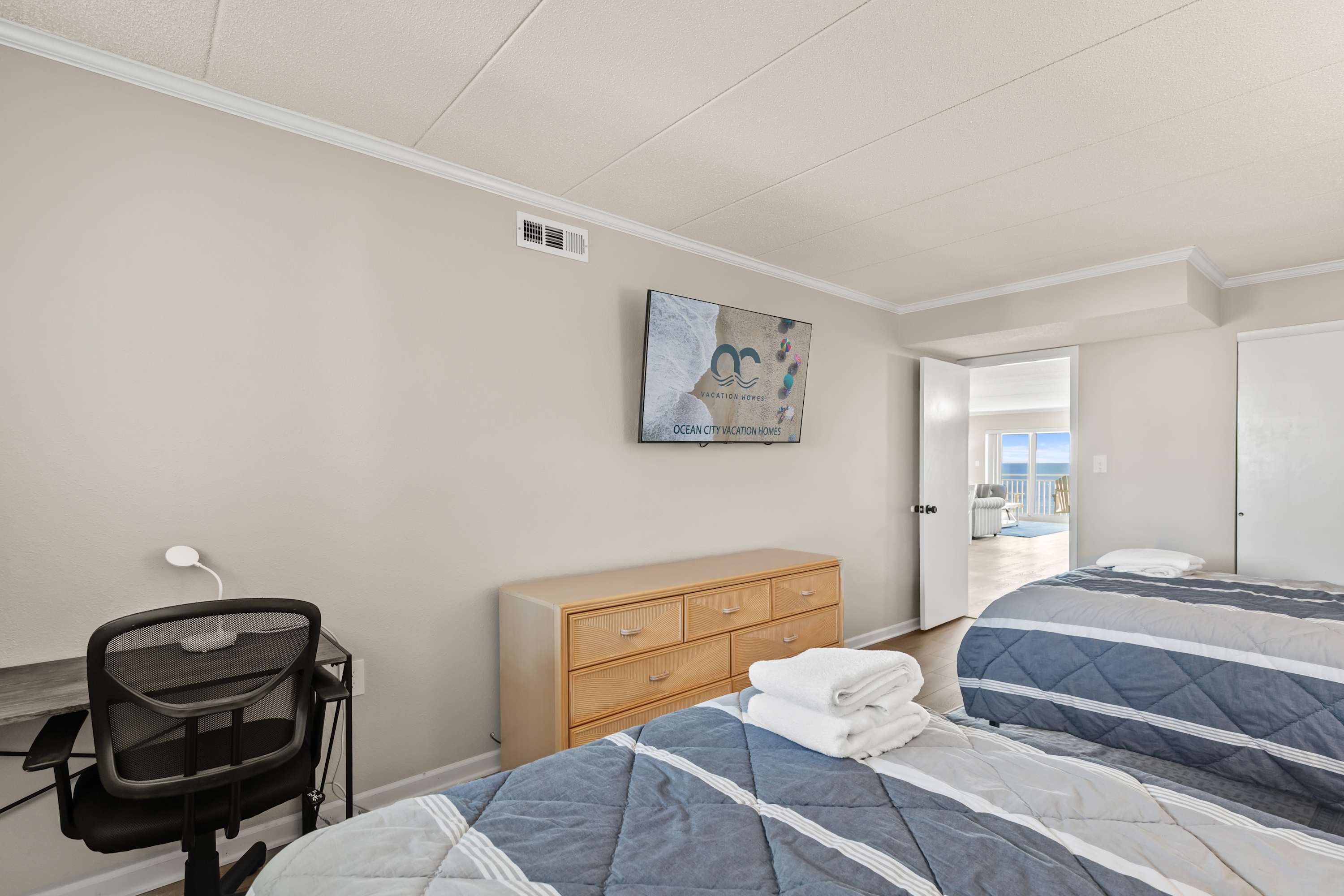 Salty Sands 2 301