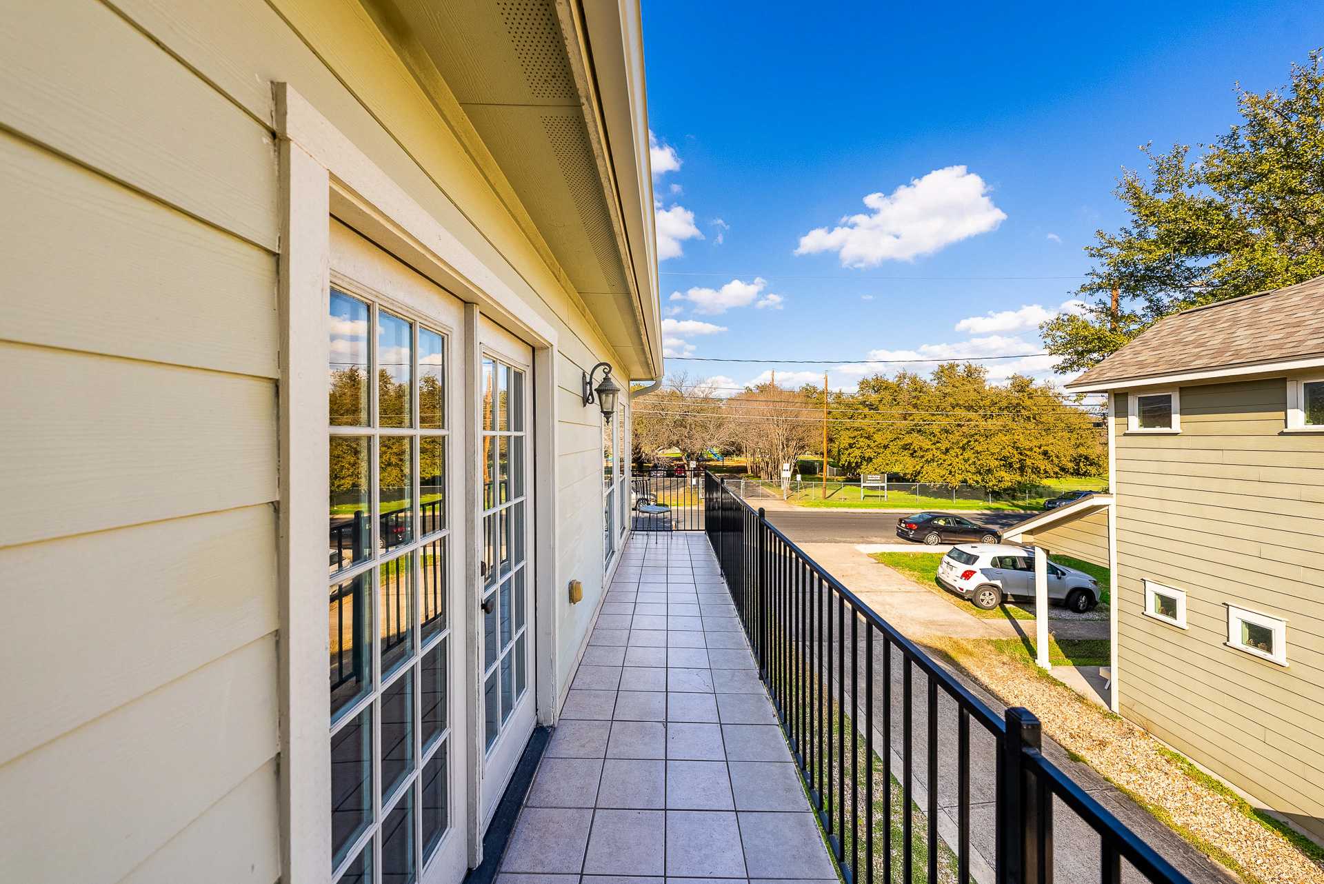 Private upstairs balcony patio