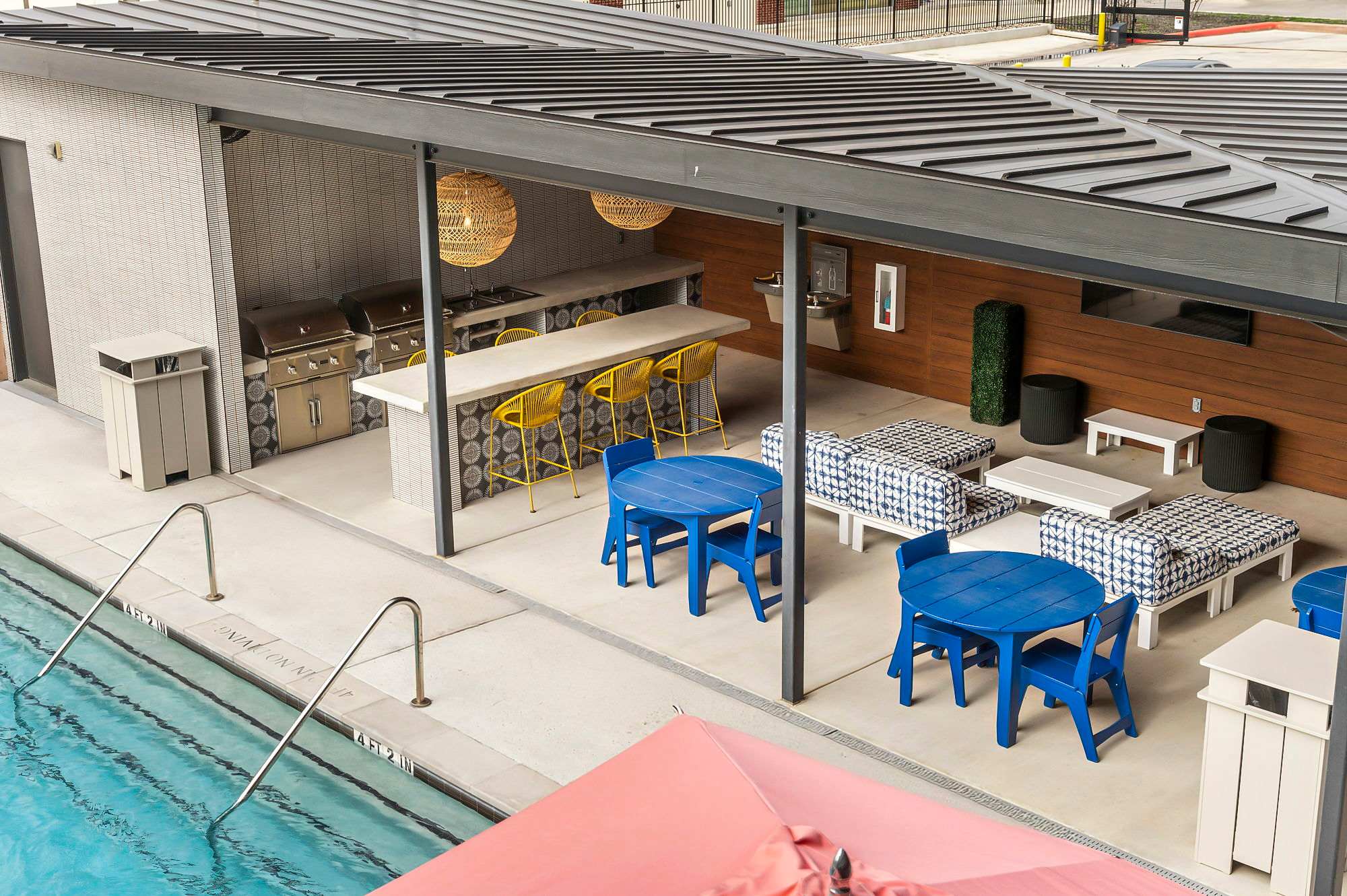 Poolside bar and grill area