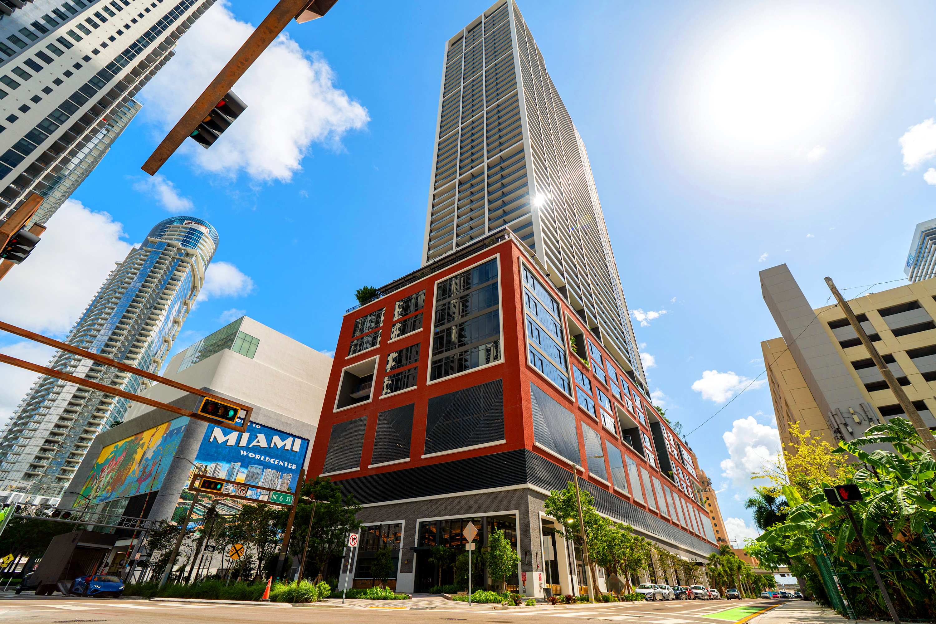 Lux 2BR | By FIFA Fan Fest | RoofPool