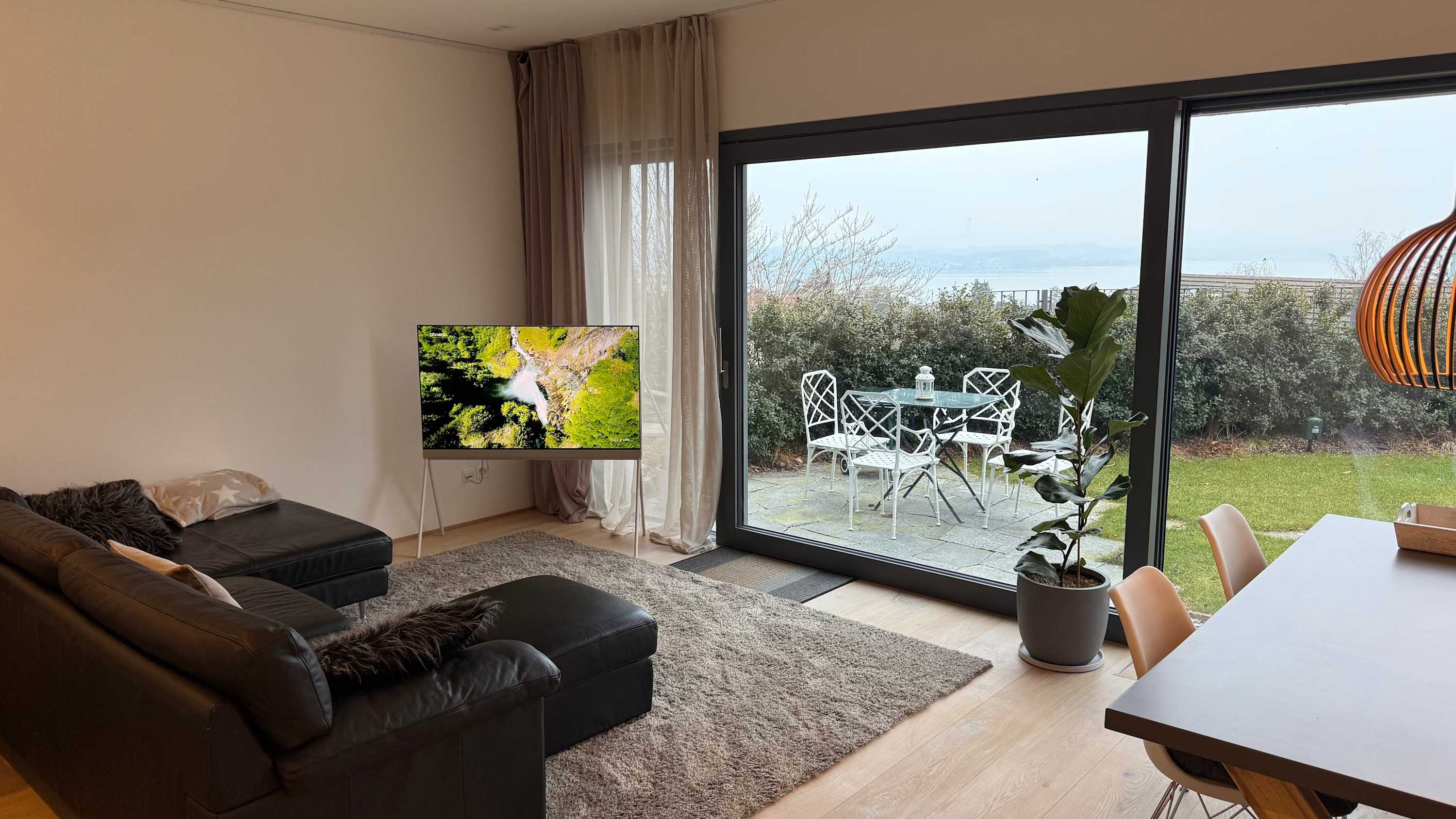 Lake View Apartment with Garden & Terrace — Richterswil, Zürich — vacation rental