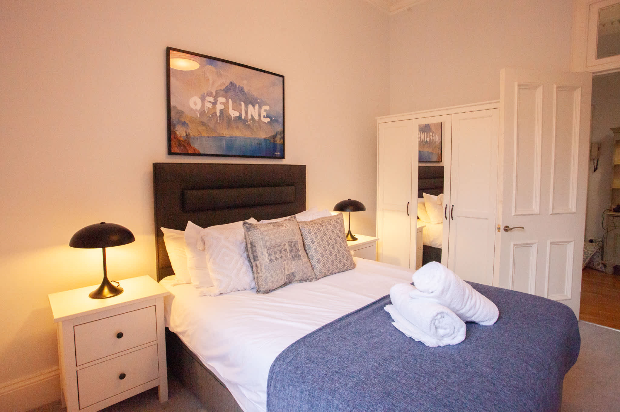 Bright and Spacious Flat in Trendy Finnieston in 964 Sauchiehall Street G3 7TH - Property image 38 - VivreStays
