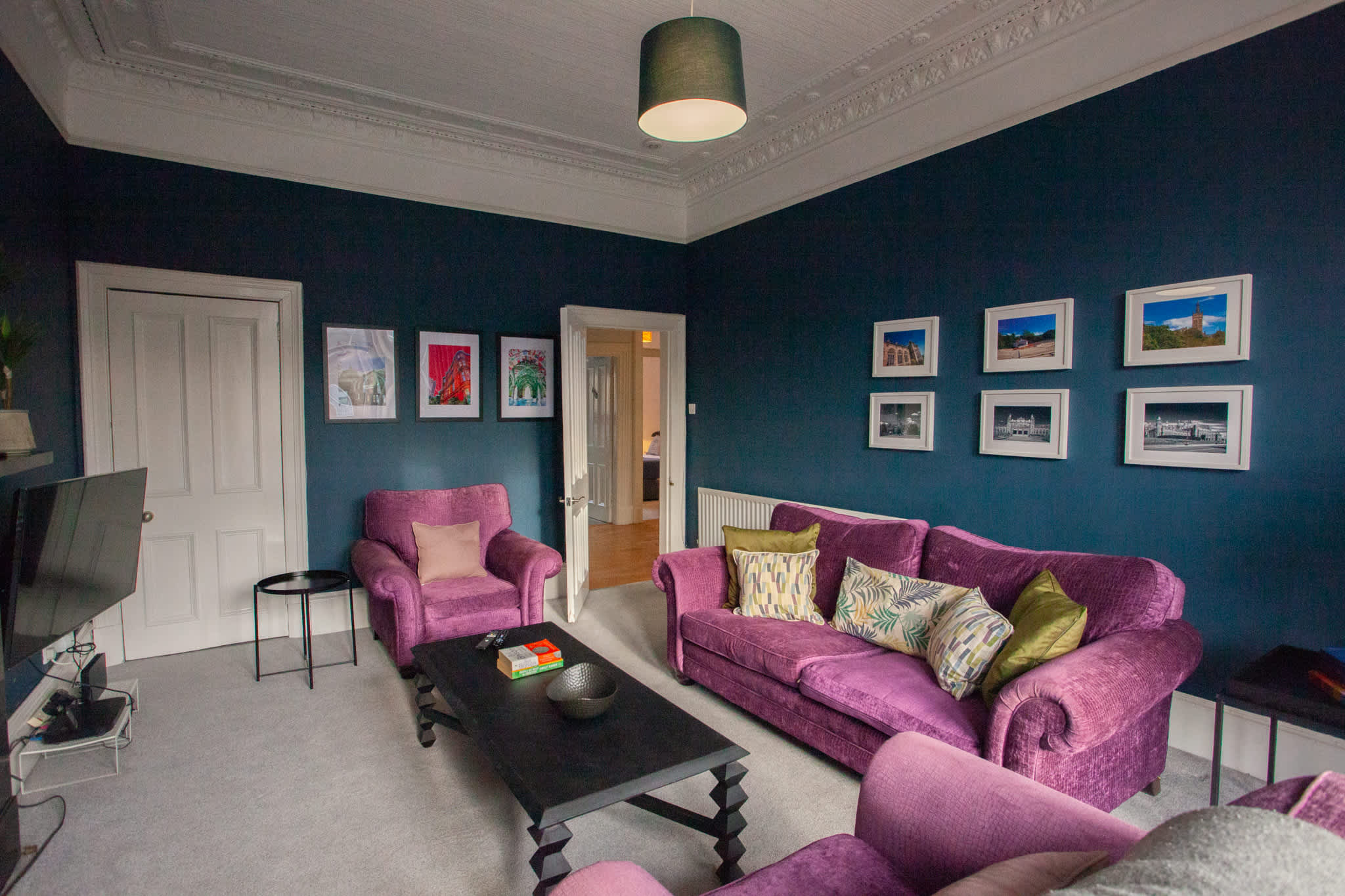 Bright and Spacious Flat in Trendy Finnieston in 964 Sauchiehall Street G3 7TH - Property image 17 - VivreStays