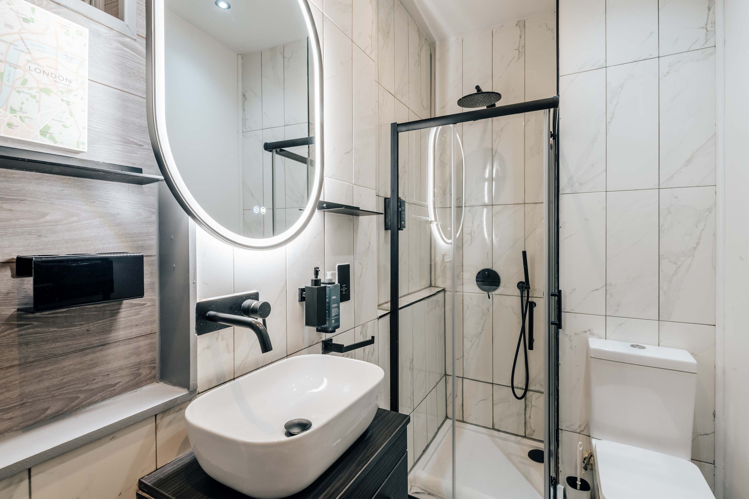 Studio 1 -  Charming studio in Earls Court! in 207 Earls Court Road SW5 9AN - Property image 8 - VivreStays