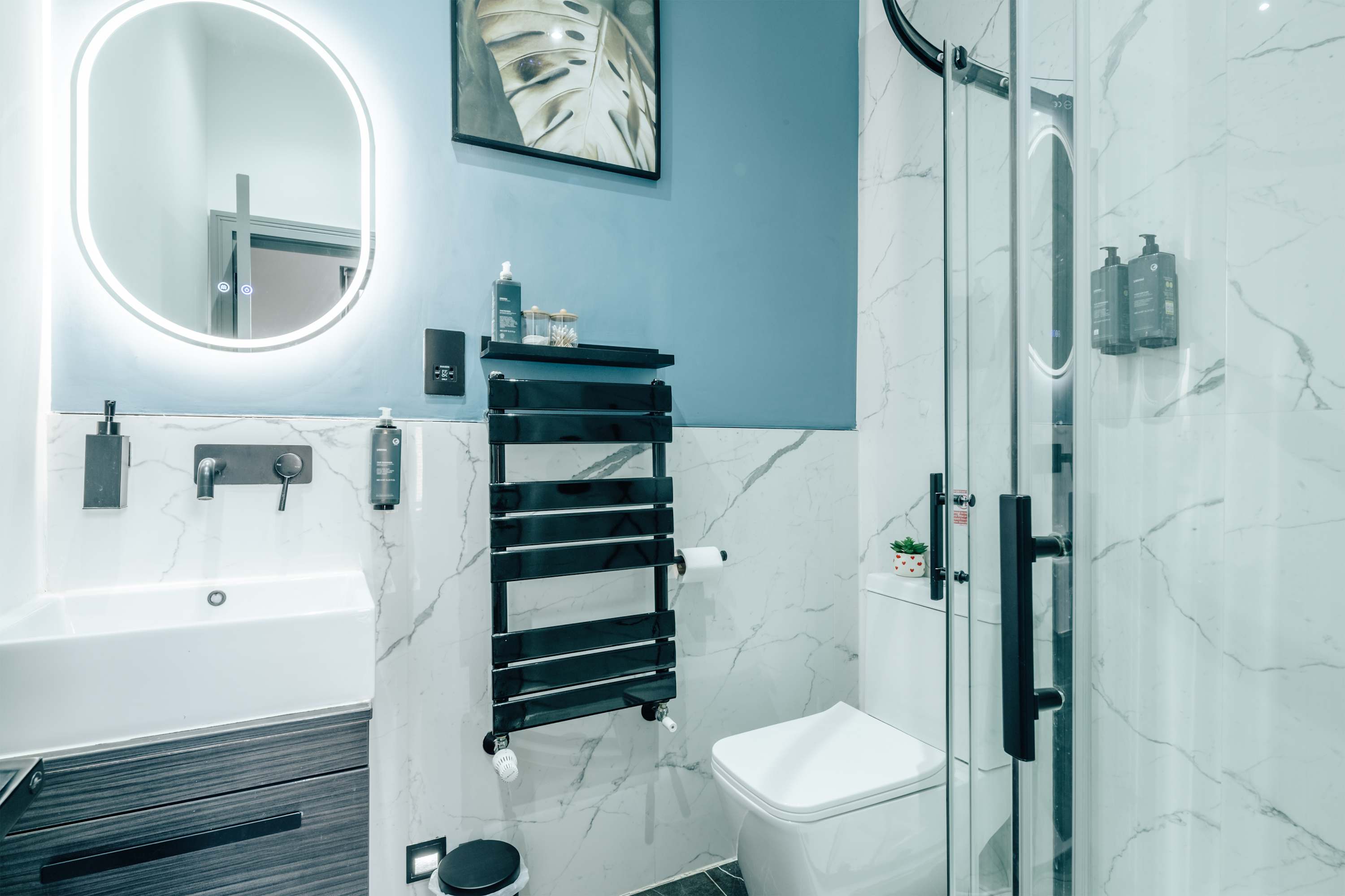 Modern and spacious duplex in Earls Court in Earls Court Road 207 SW5 9AN - Property image 16 - VivreStays