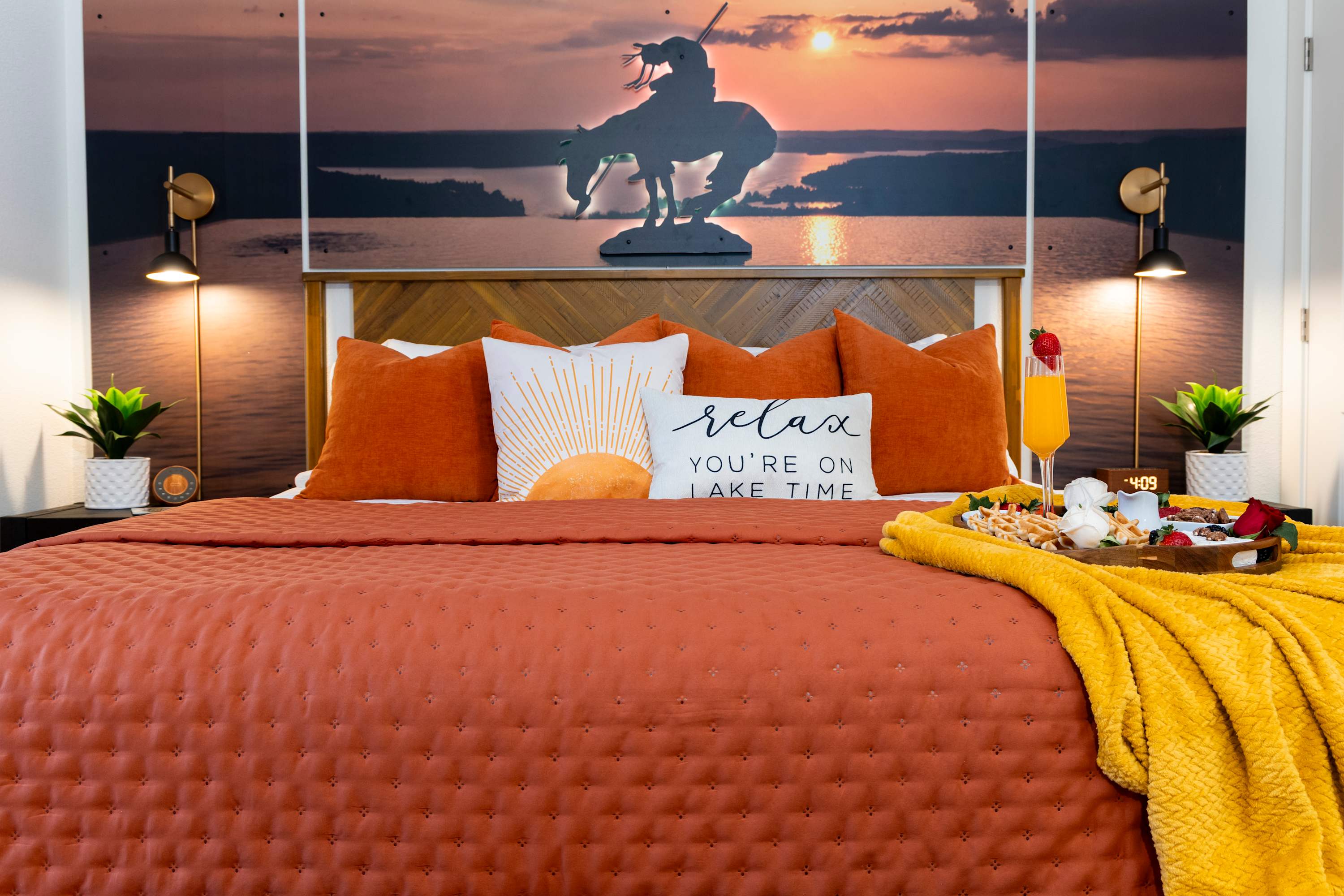 Treat yourself to a luxurious night's sleep in the plush, king-size master bedroom at Ozark Odyssey!