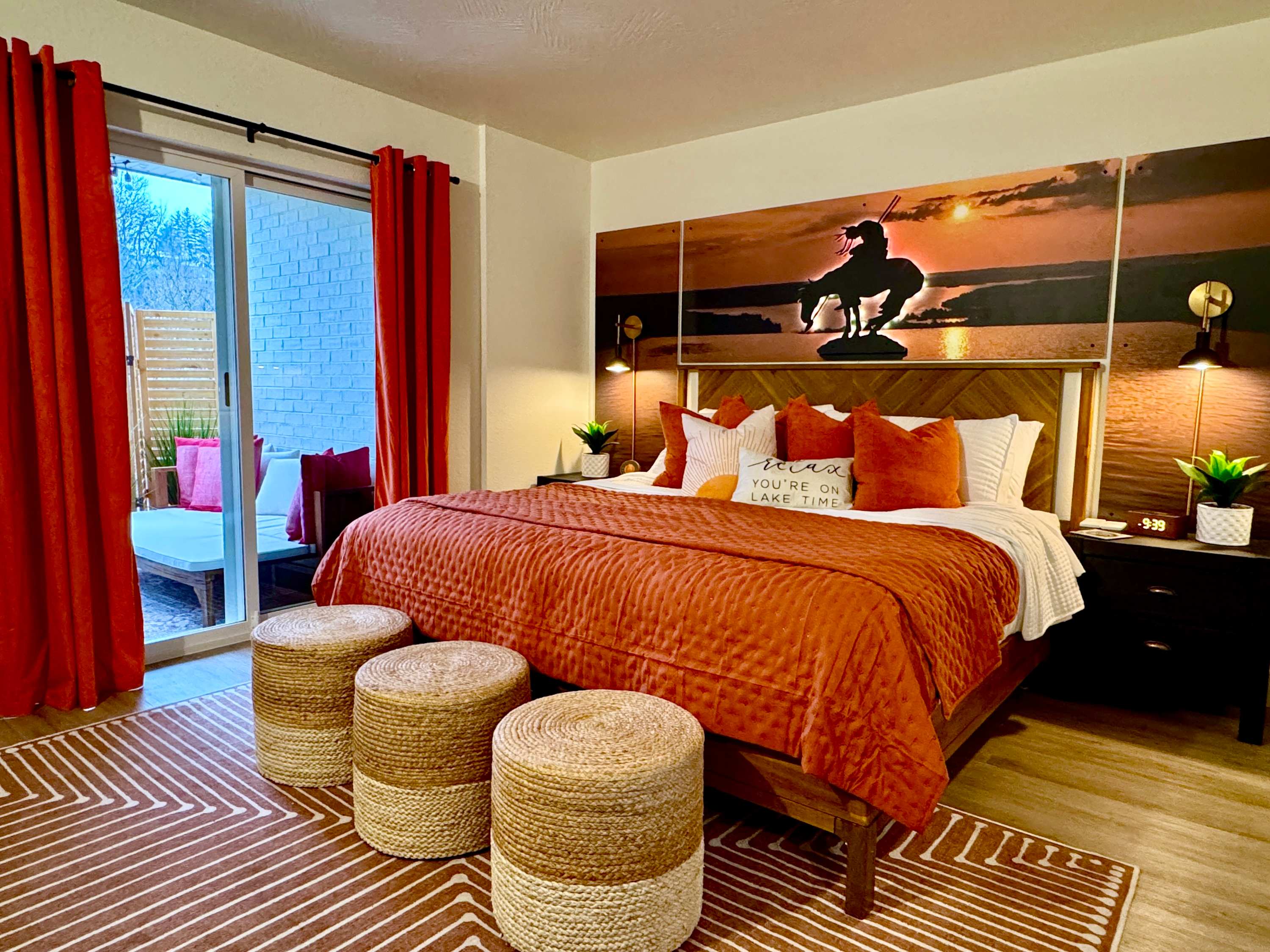 F1 Luxury Creekside Retreat walk to Convention Ctr — Branson, MO — vacation rental