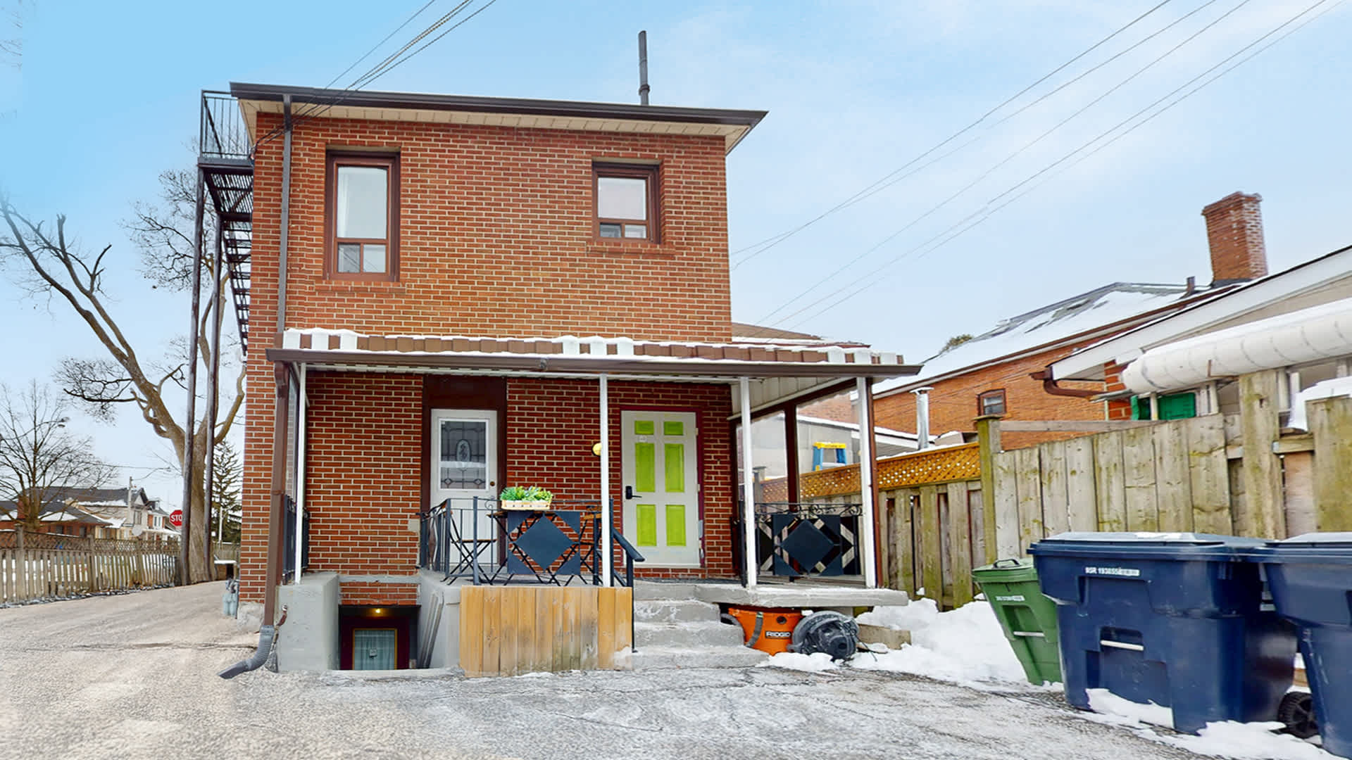 Private Room Exterior 