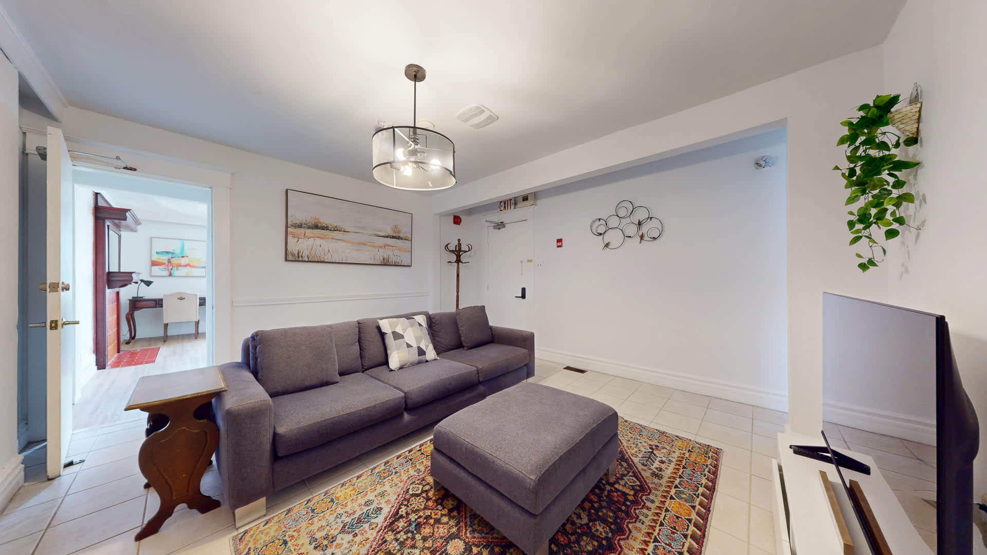 Living Room with Smart TV and High Speed Wi-Fi