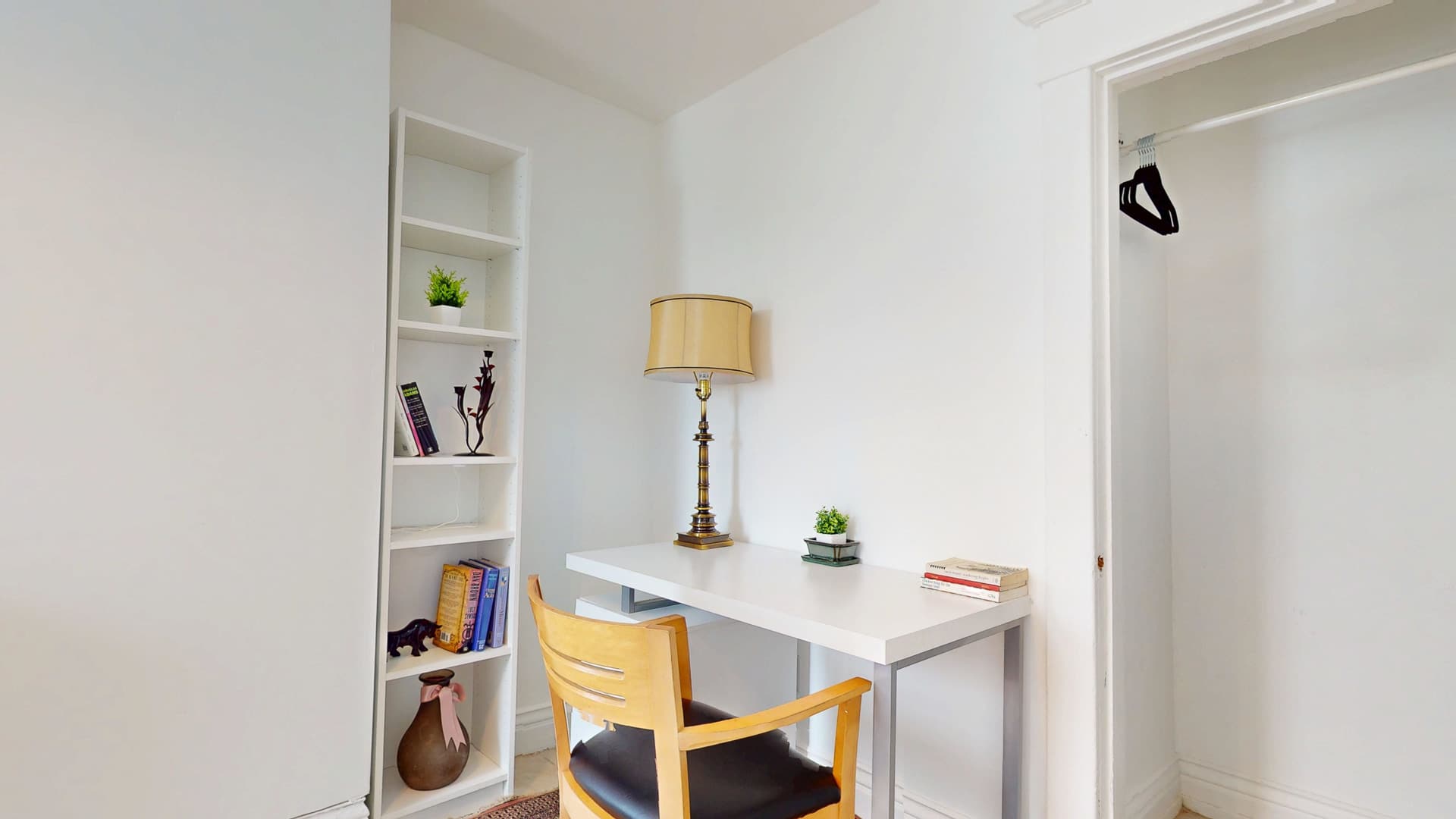 Laptop-friendly Workspace