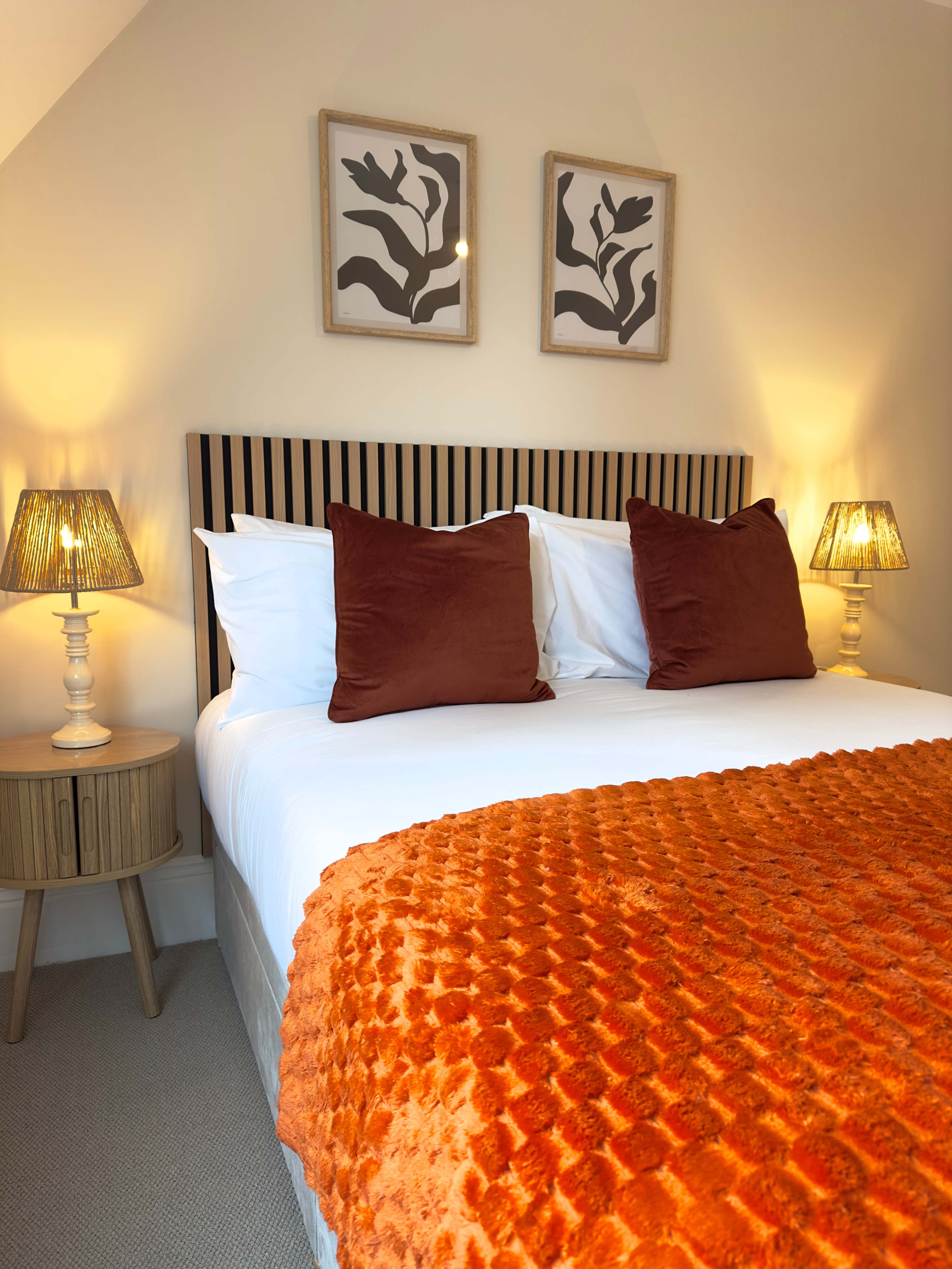Stylish Double Room near the Sea