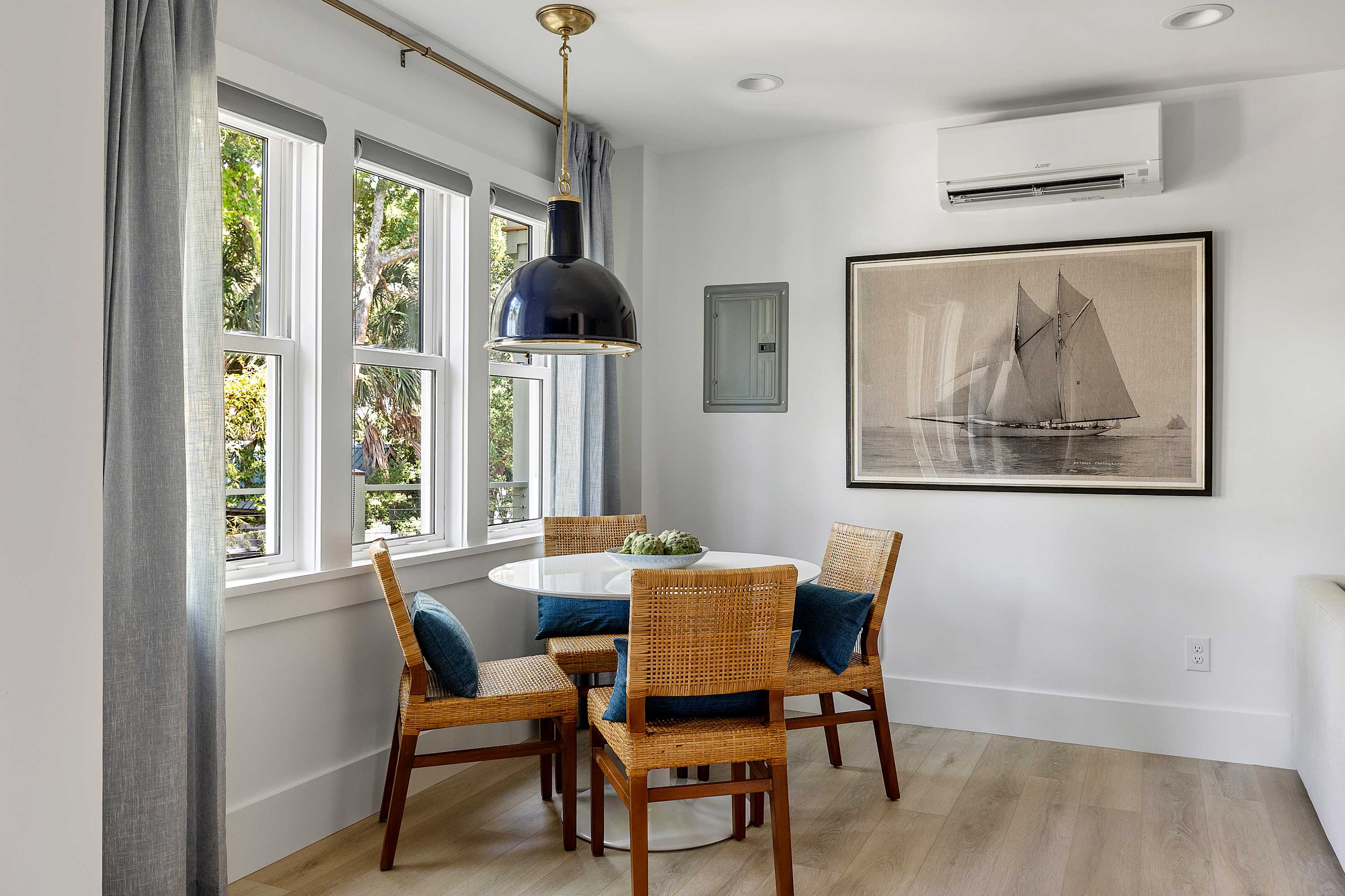 Dining seating for 4 guests!