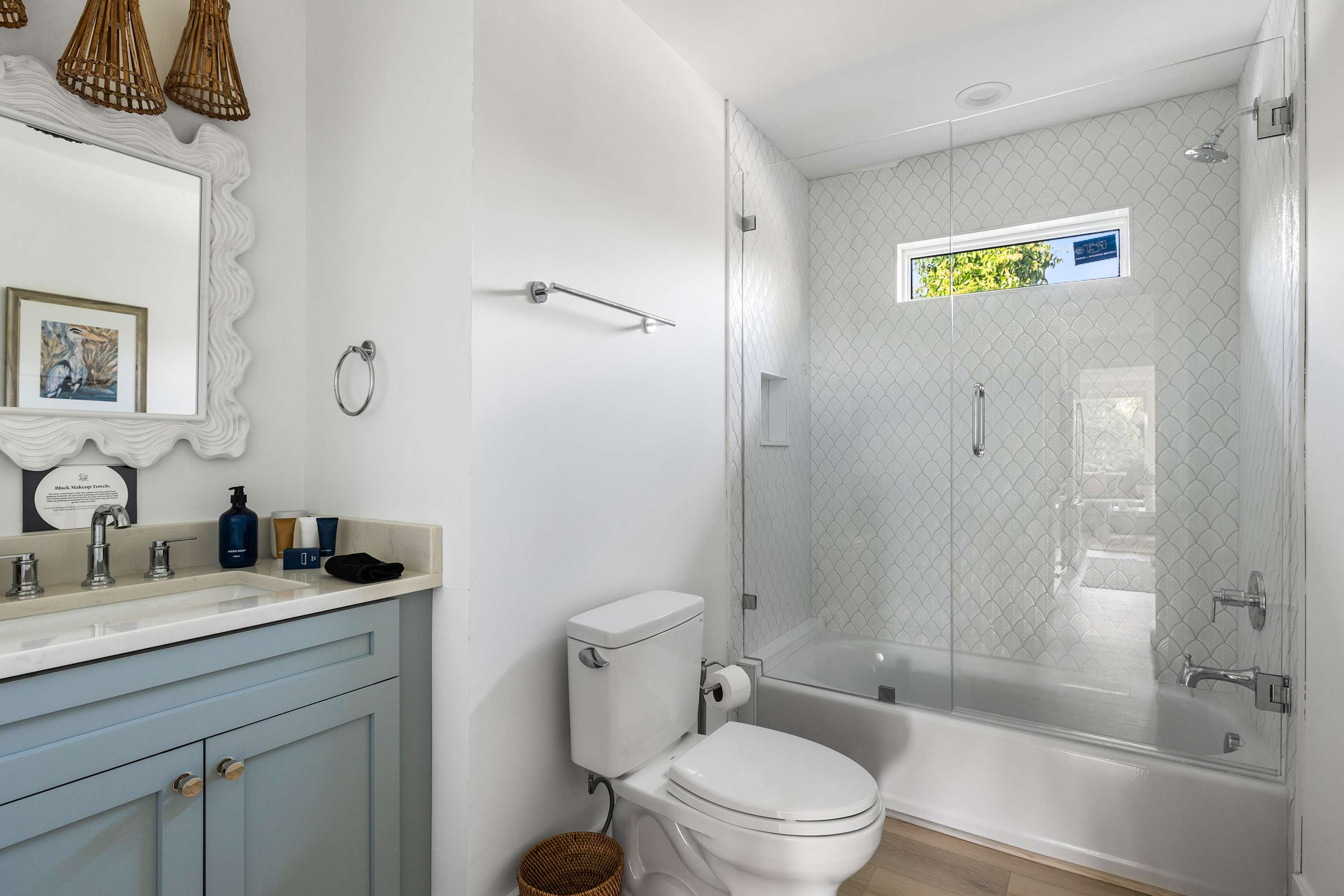 Bathroom #9: Shower + Tub Combo (The Mattituck)