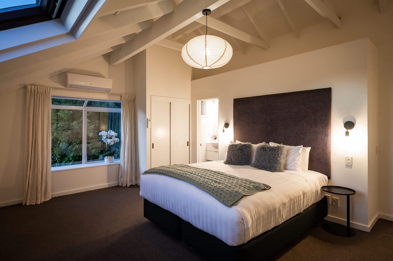 Queenstown luxury home booking