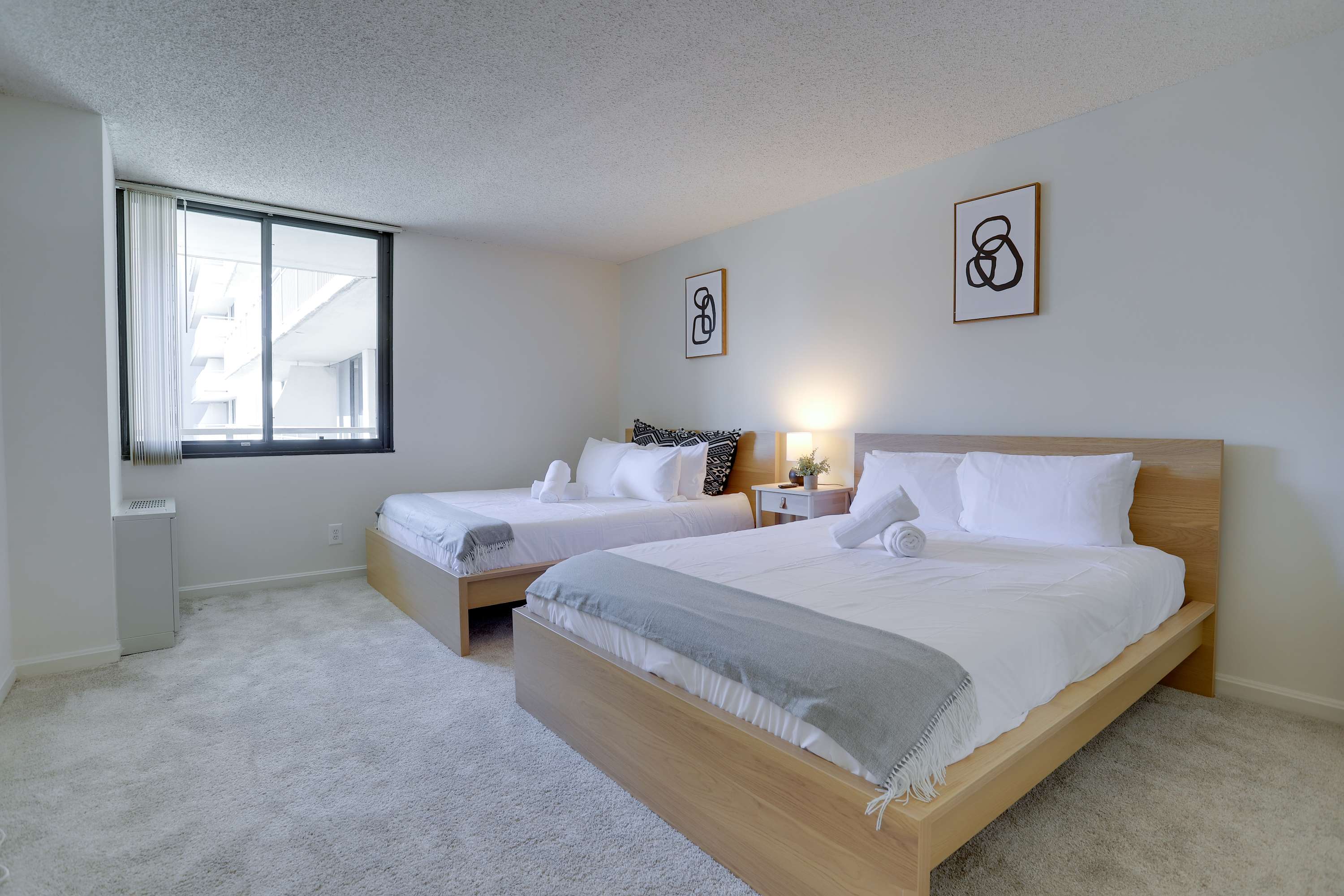 Apt Steps Away From Crystal City Metro Station