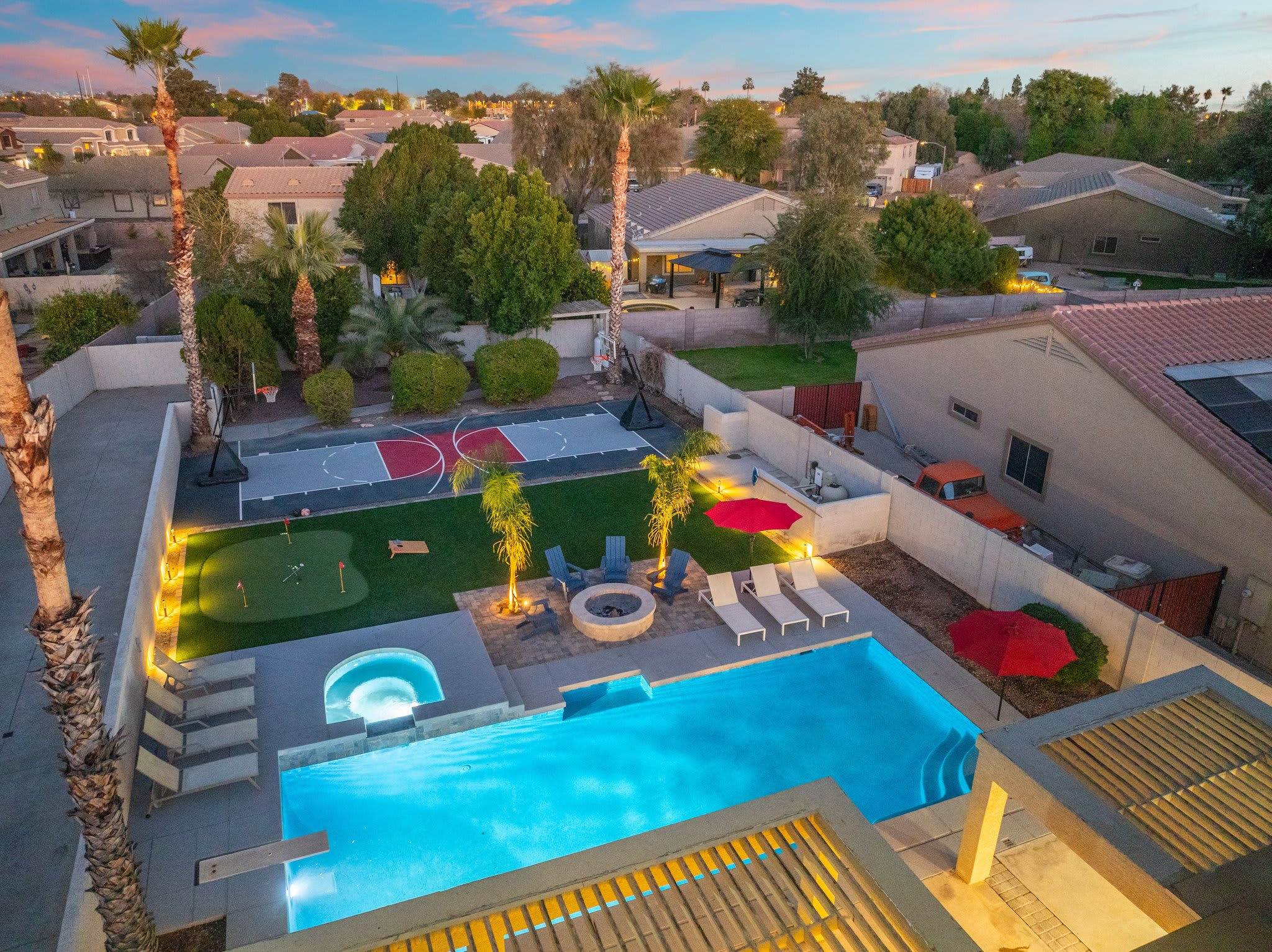 8 Beds|3 Showers|Gameroom, Gym, Pool, Spa & BBall — Glendale, AZ — vacation rental