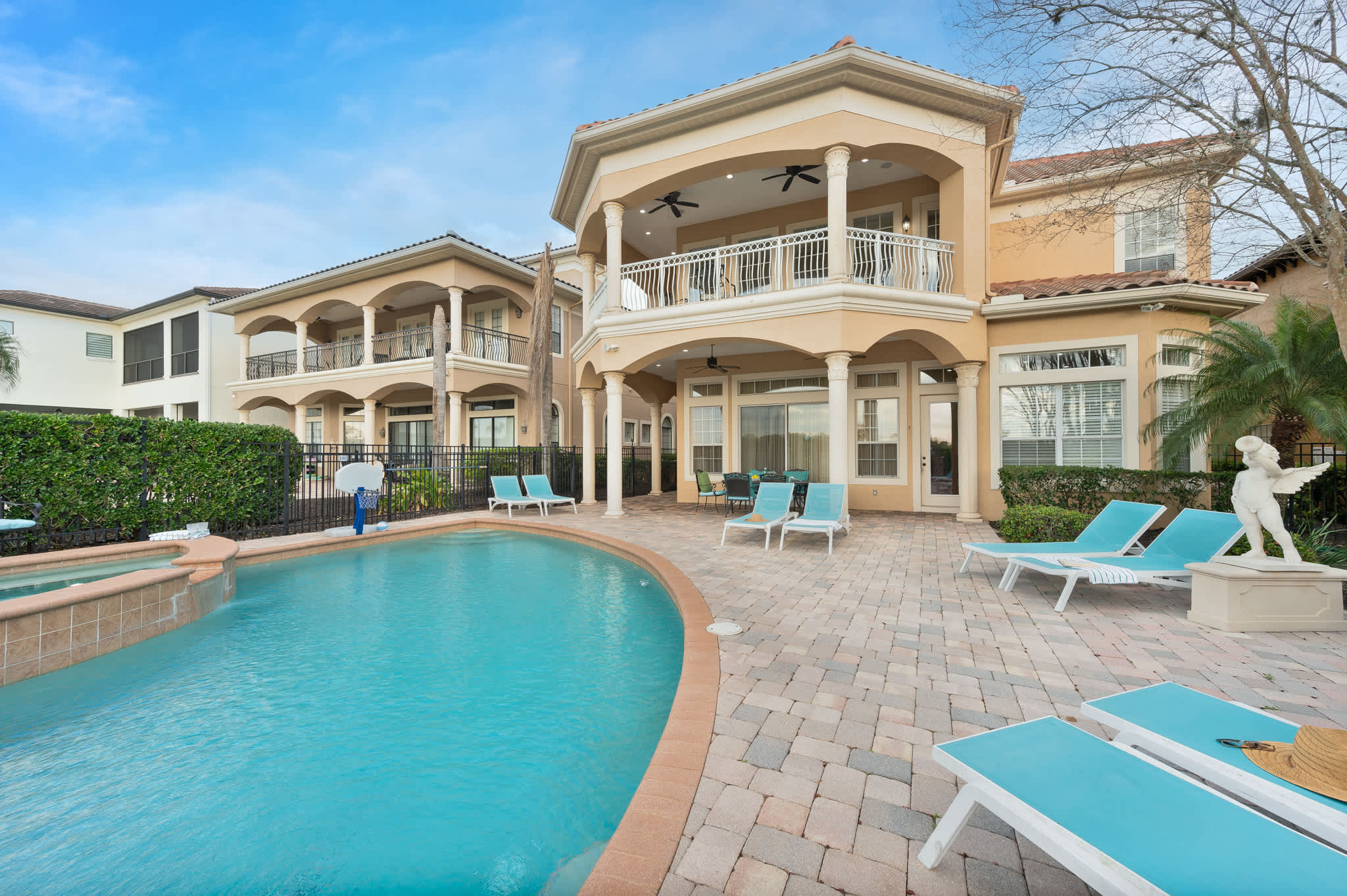 Spacious retreat w/ pool & hot tub