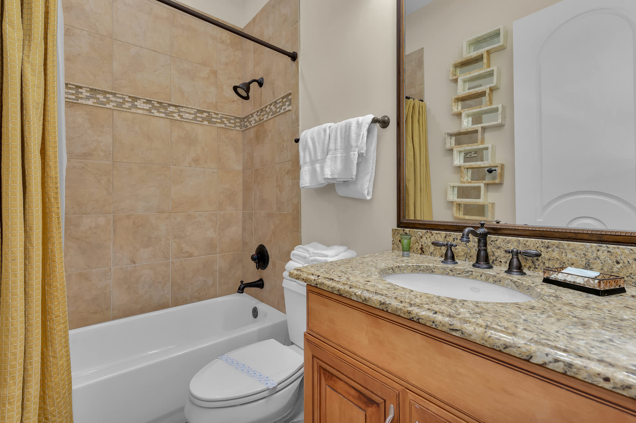 Upstairs queen full bathroom