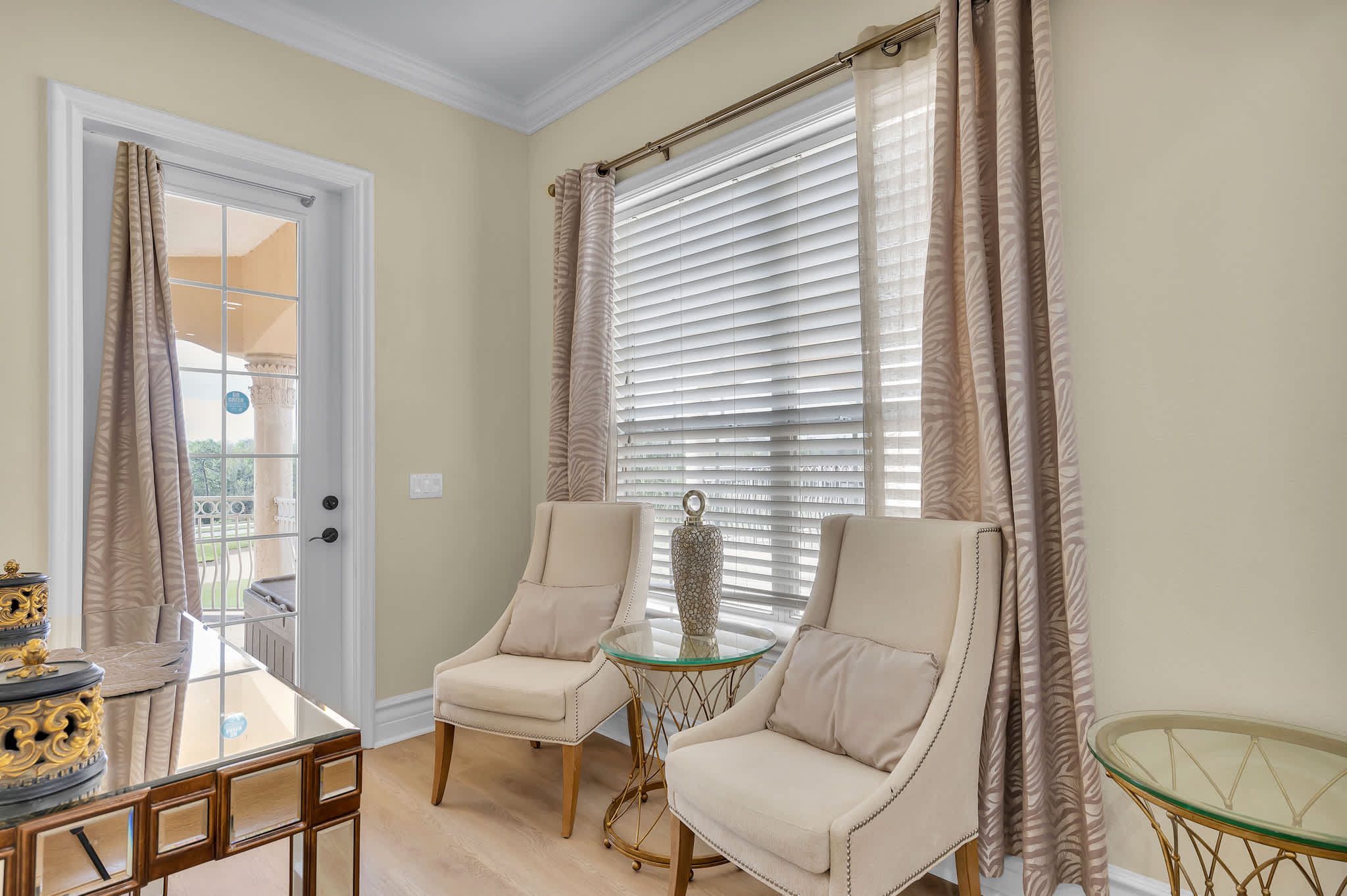 Spacious retreat w/ pool & hot tub