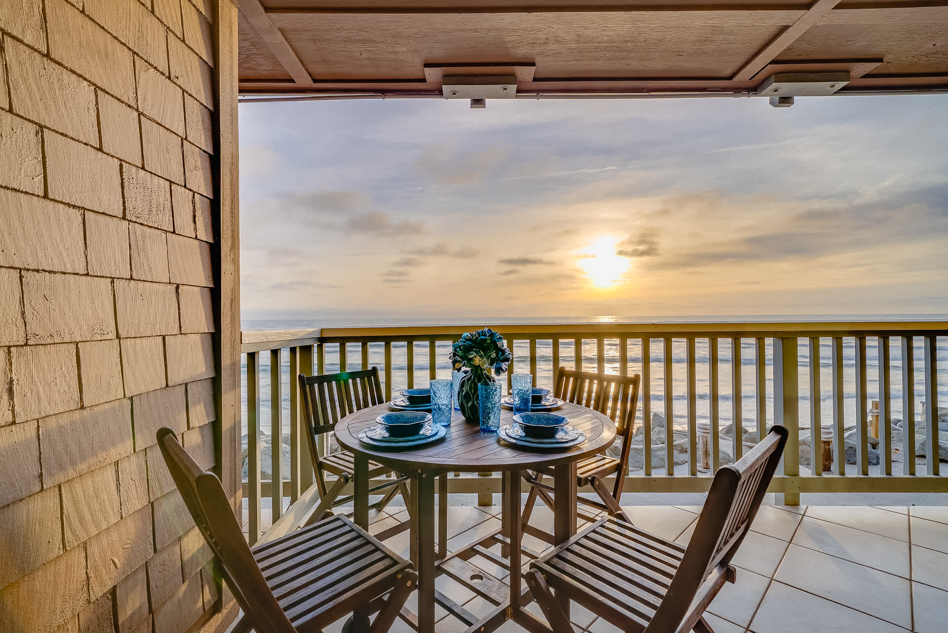 Luxury Oceanfront Condo with Private Beach Access - Picture 1