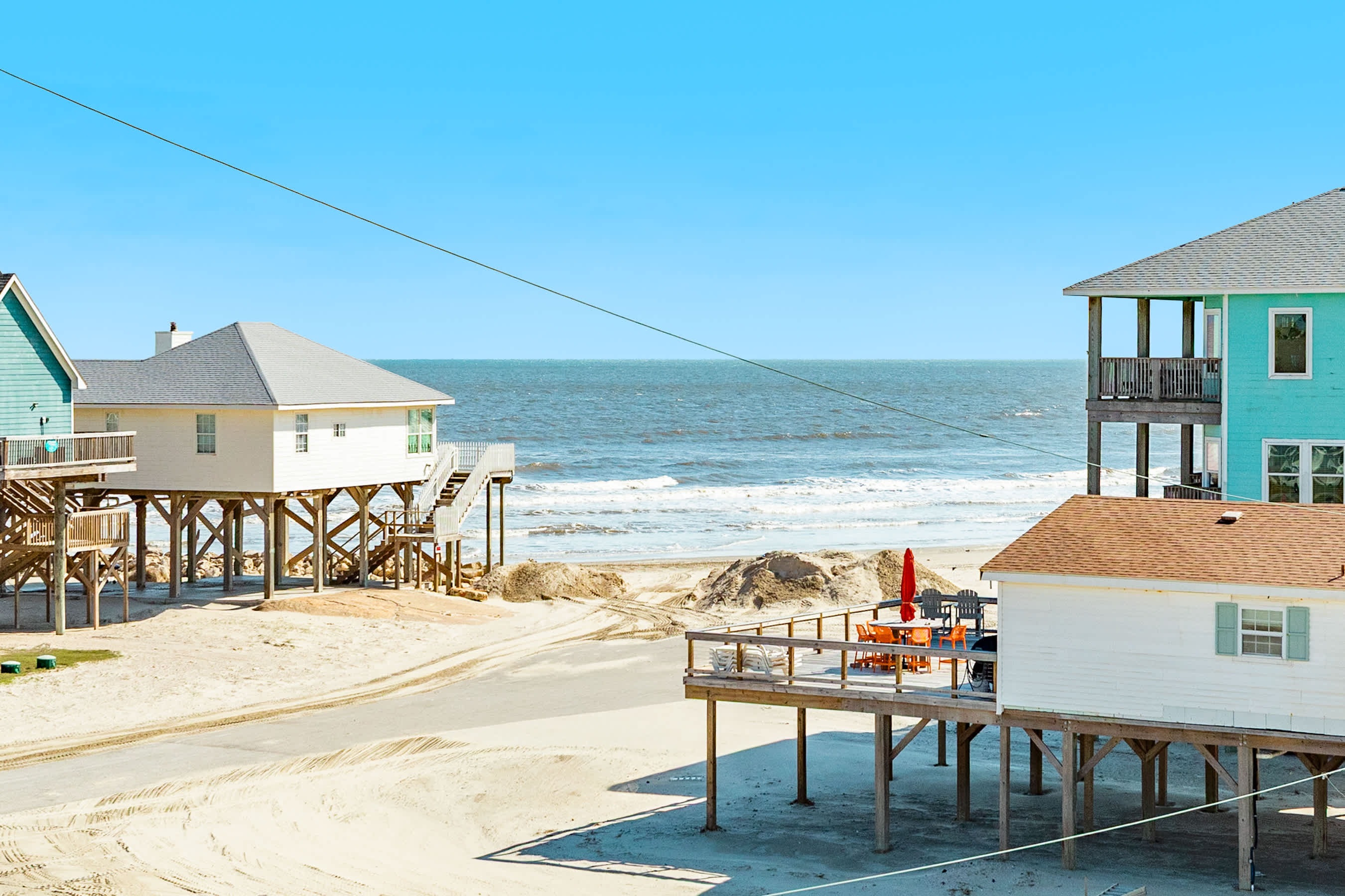 Pelicans Pass Gorgeous Porches Sun Deck Ocean Views | Photo 3