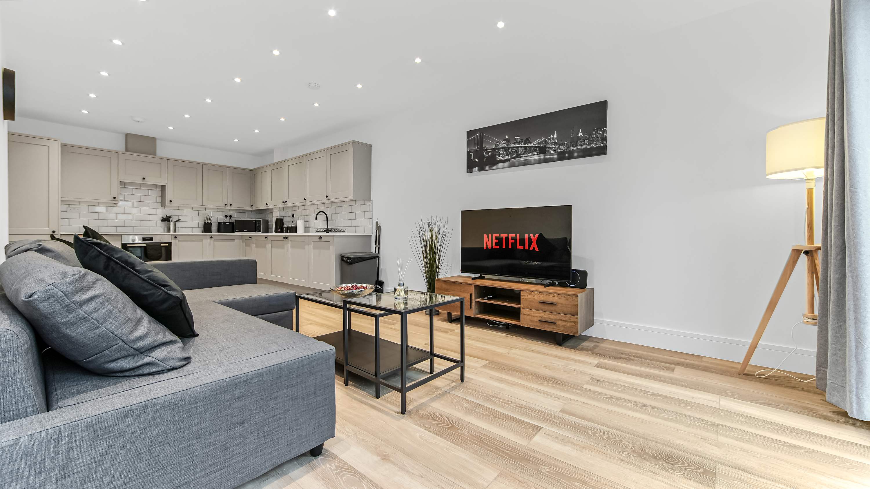 Modern 3 Bedroom Stay, Patio, East Croydon