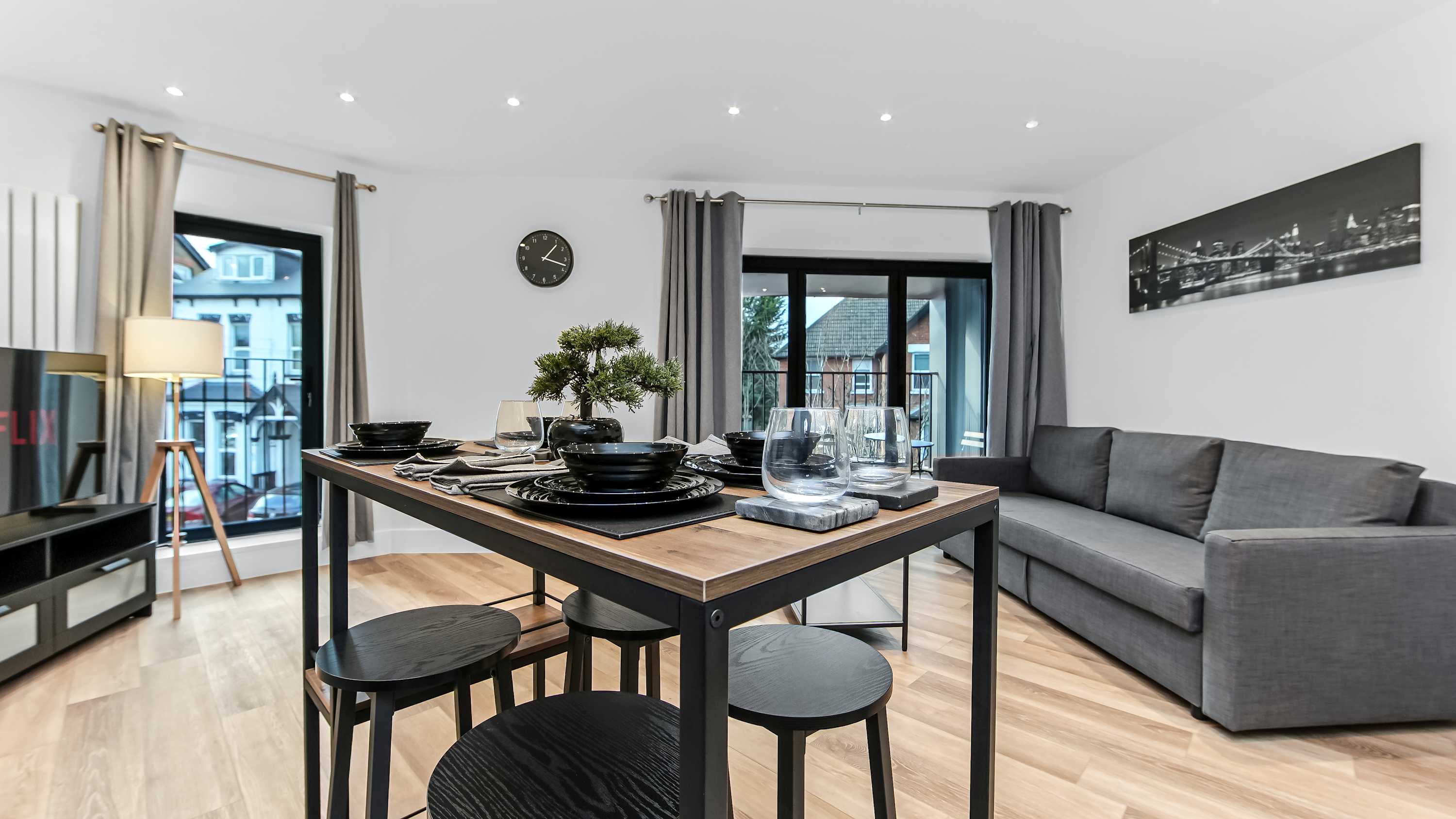 Modern 1 Bedroom Stay, Balcony, East Croydon