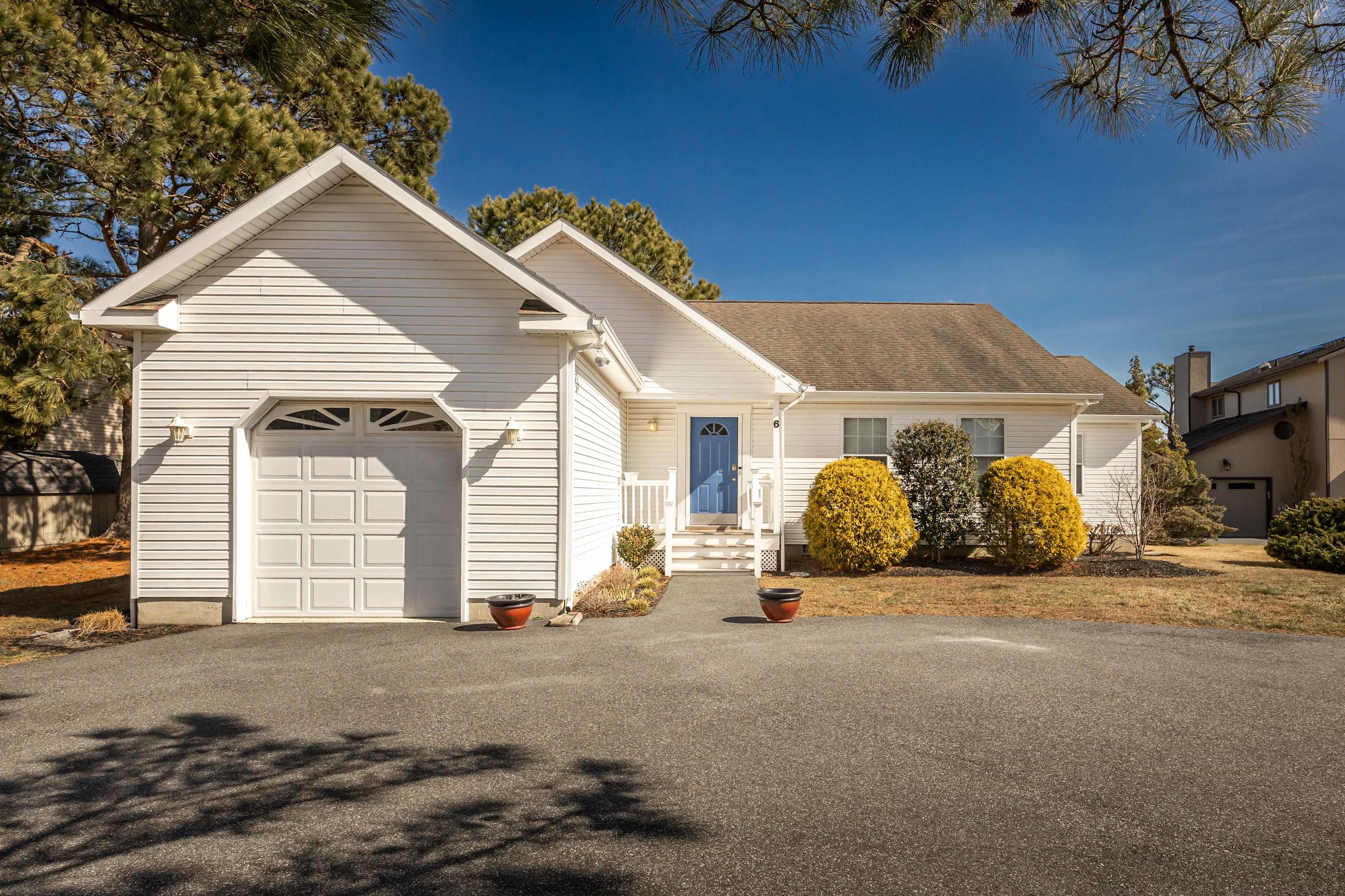 Waterfront Ocean Pines - 3 Brs with Dock — Ocean Pines, MD — vacation rental
