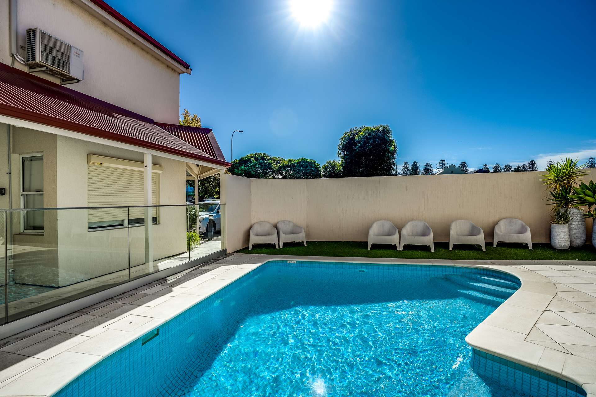 Charming 2-Bedroom Holiday Retreat with Pool — Victor Harbor, South Australia — vacation rental