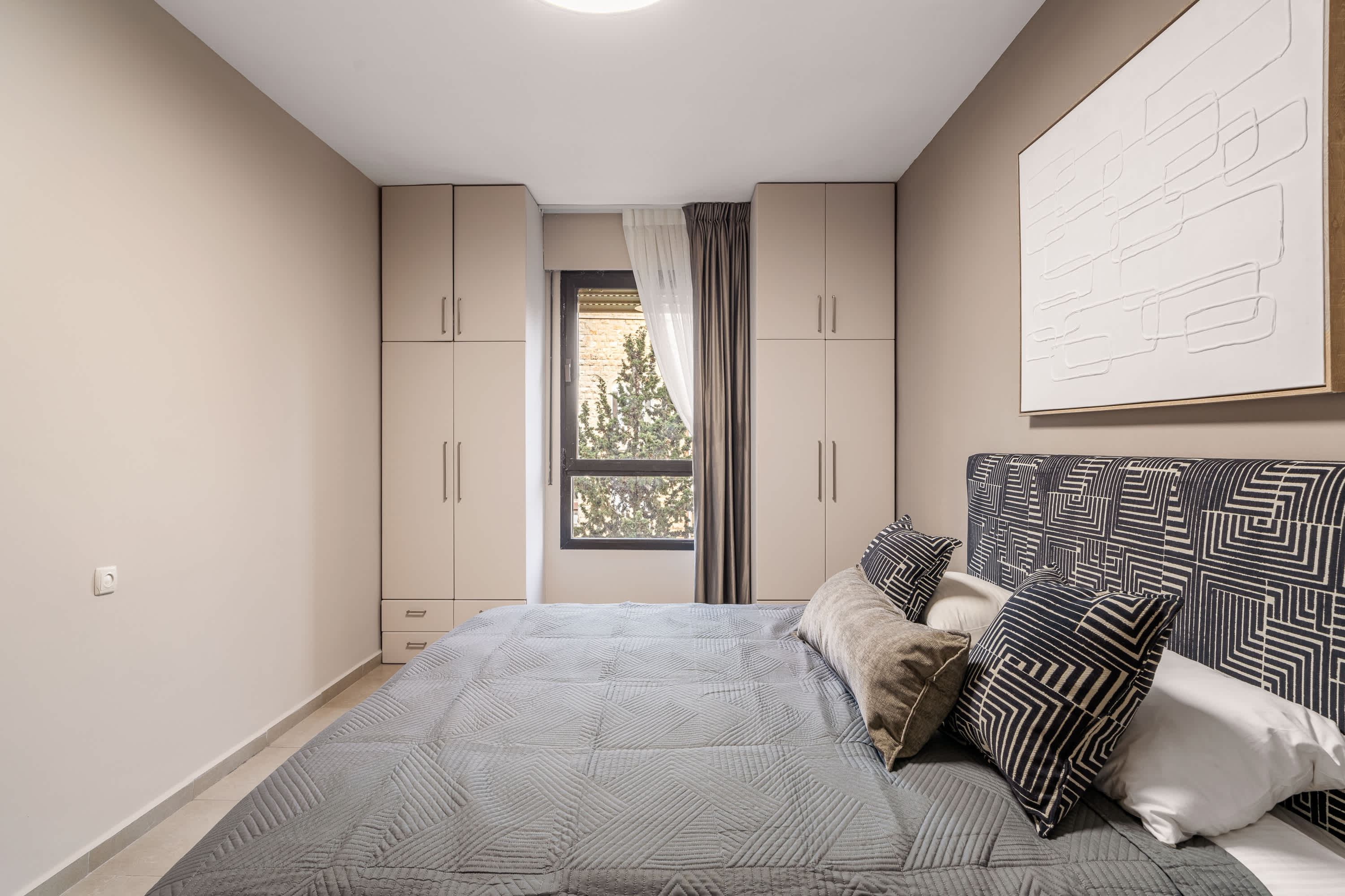 Luxurious 3 Bedroom on King David Street, Unit KD2 – Parking, Near Mamilla photo 16