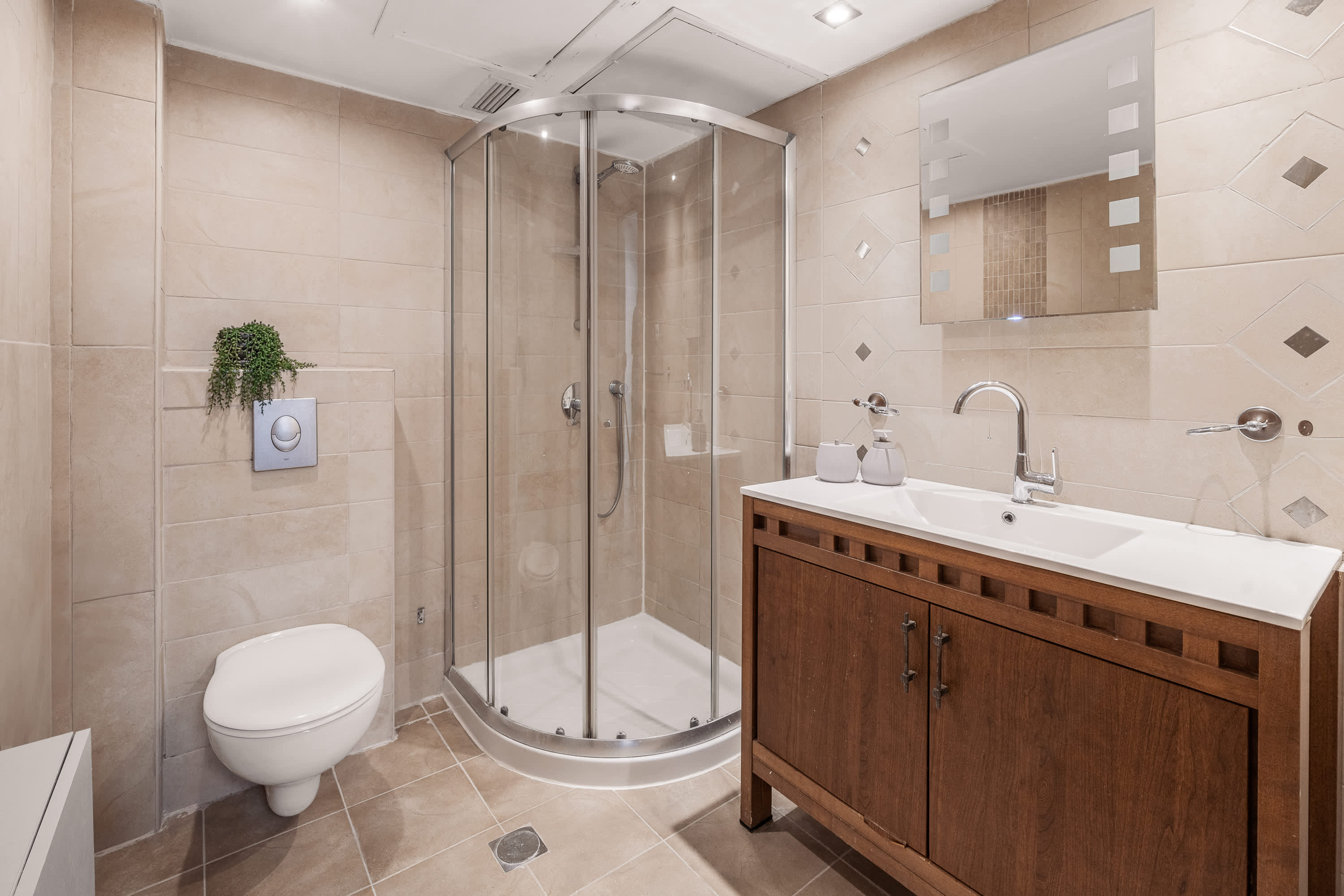 Luxurious 3 Bedroom on King David Street, Unit KD2 – Parking, Near Mamilla photo 21