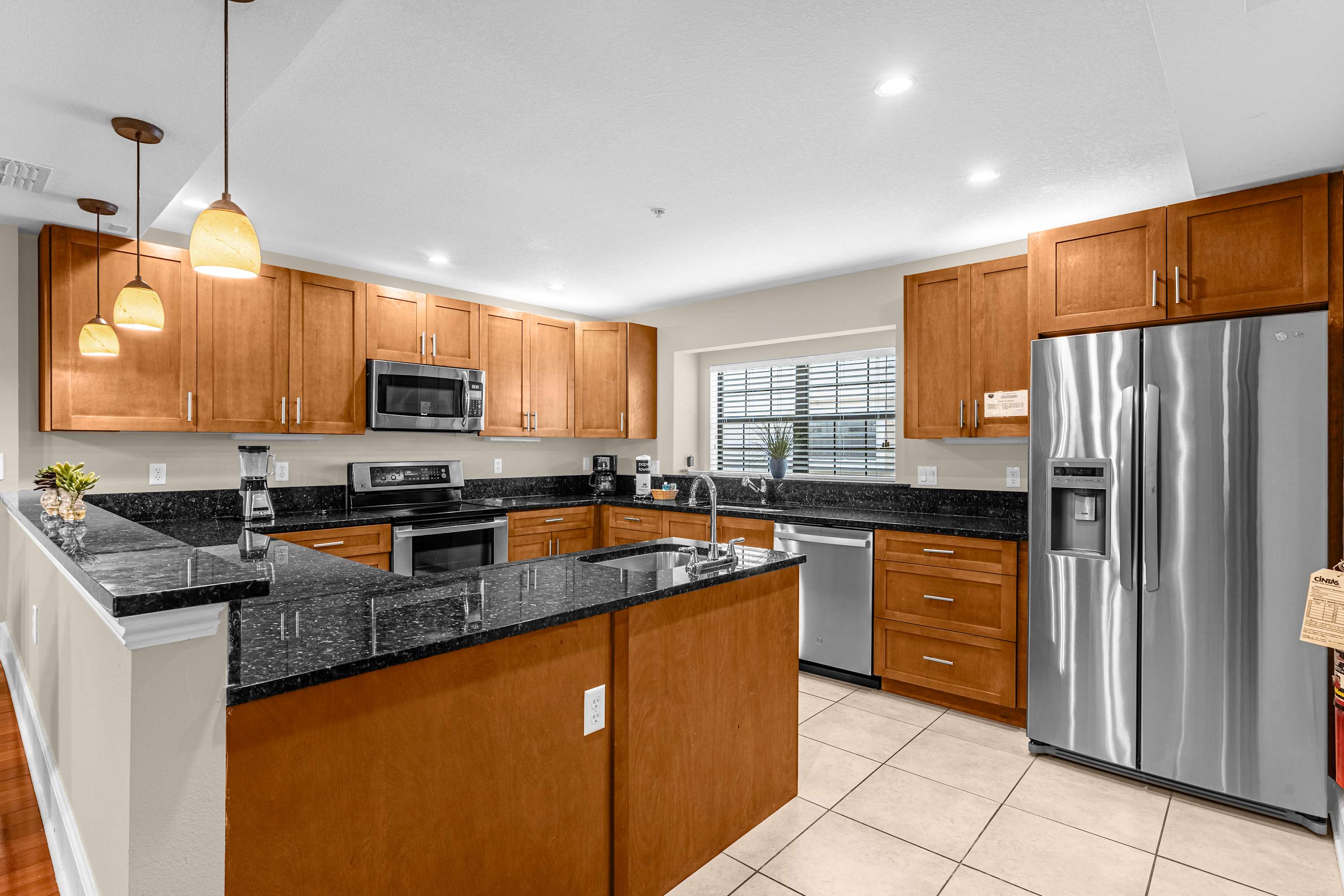 Cozy 4BR Family Villa Enchanted Garden w Olympic length pool | Photo 6
