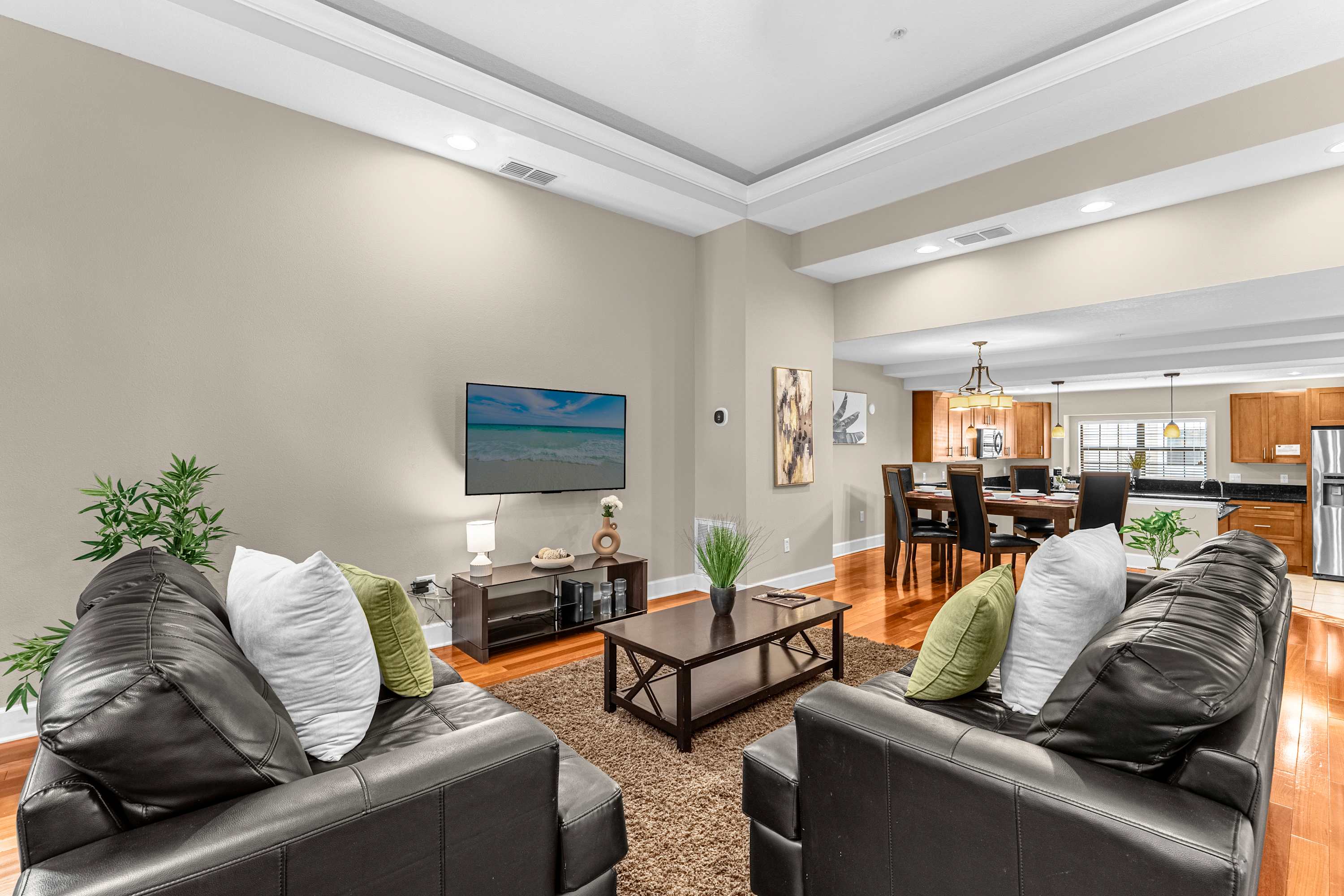 Cozy 4BR Family Villa Enchanted Garden w Olympic length pool | Photo 4