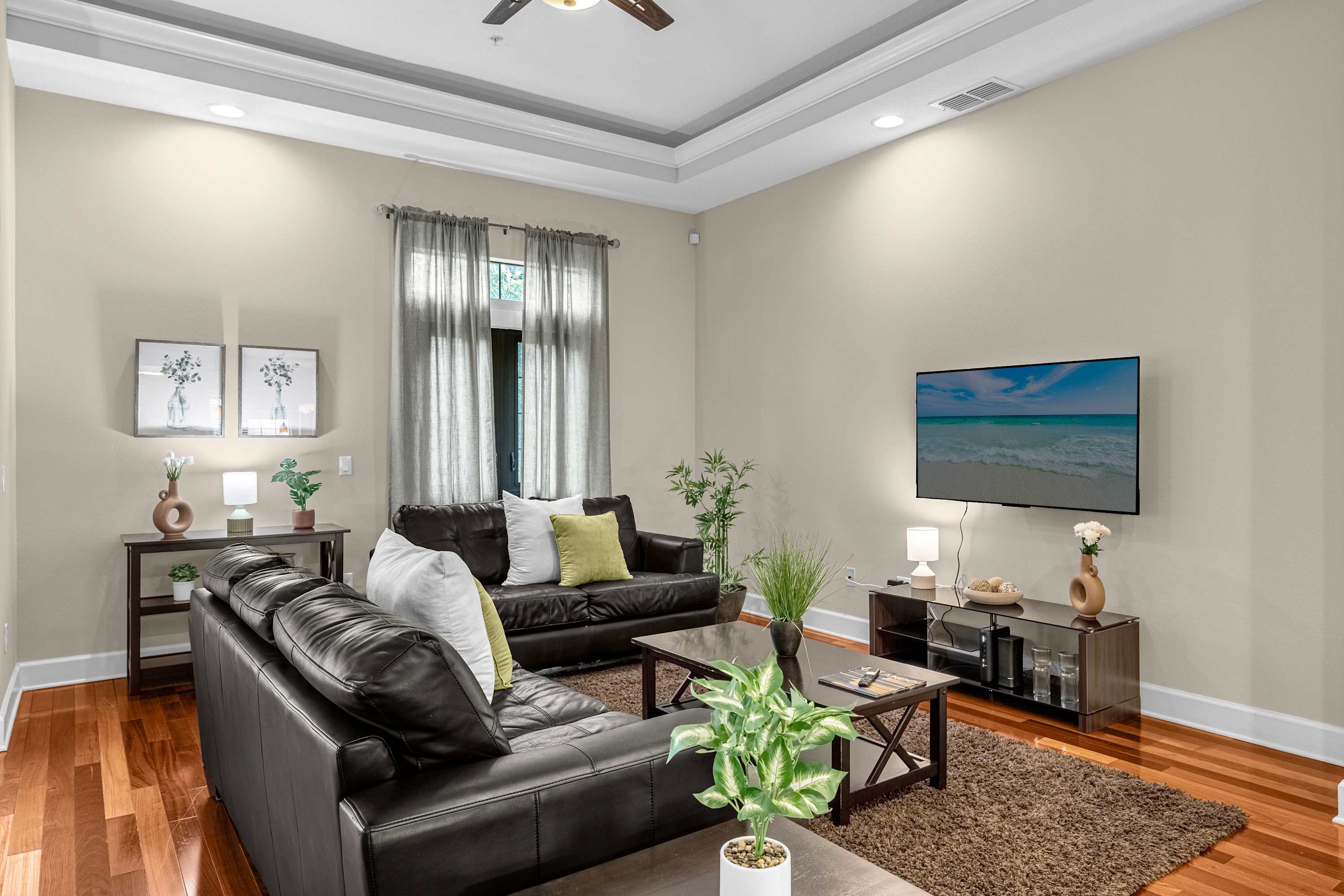 Cozy 4BR Family Villa Enchanted Garden w Olympic length pool | Photo 15