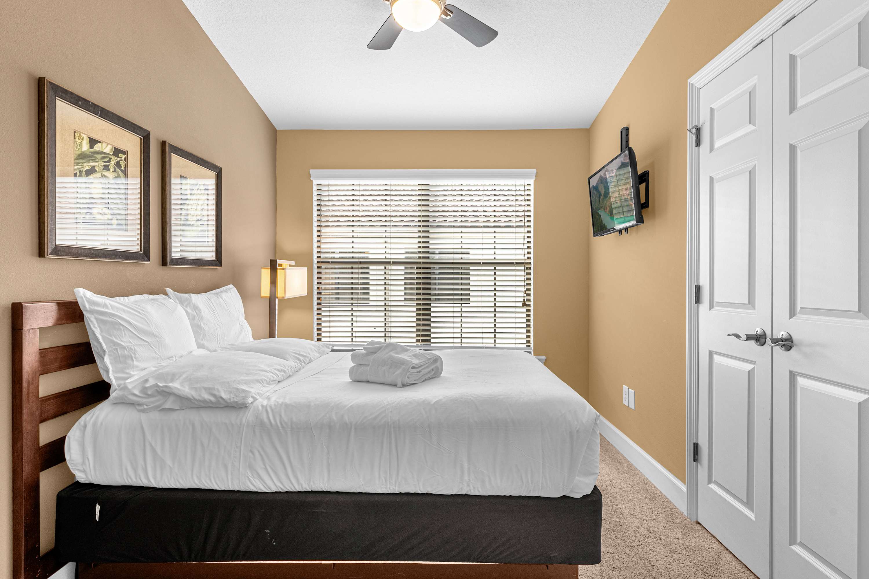 Cozy 4BR Family Villa Enchanted Garden w Olympic length pool | Photo 20