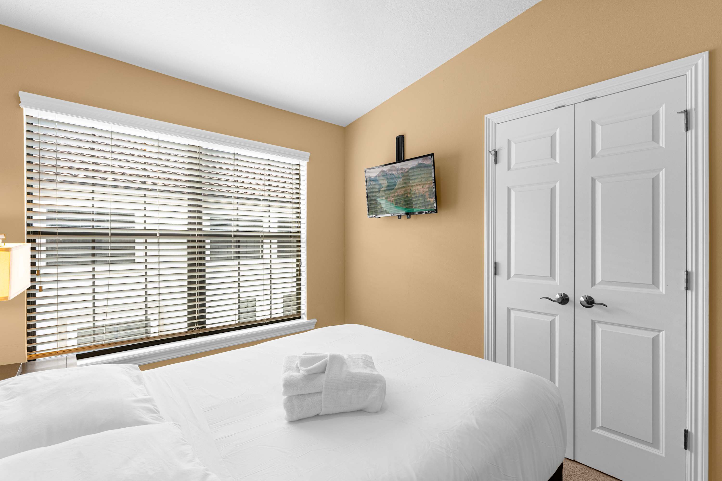 Cozy 4BR Family Villa Enchanted Garden w Olympic length pool | Photo 22