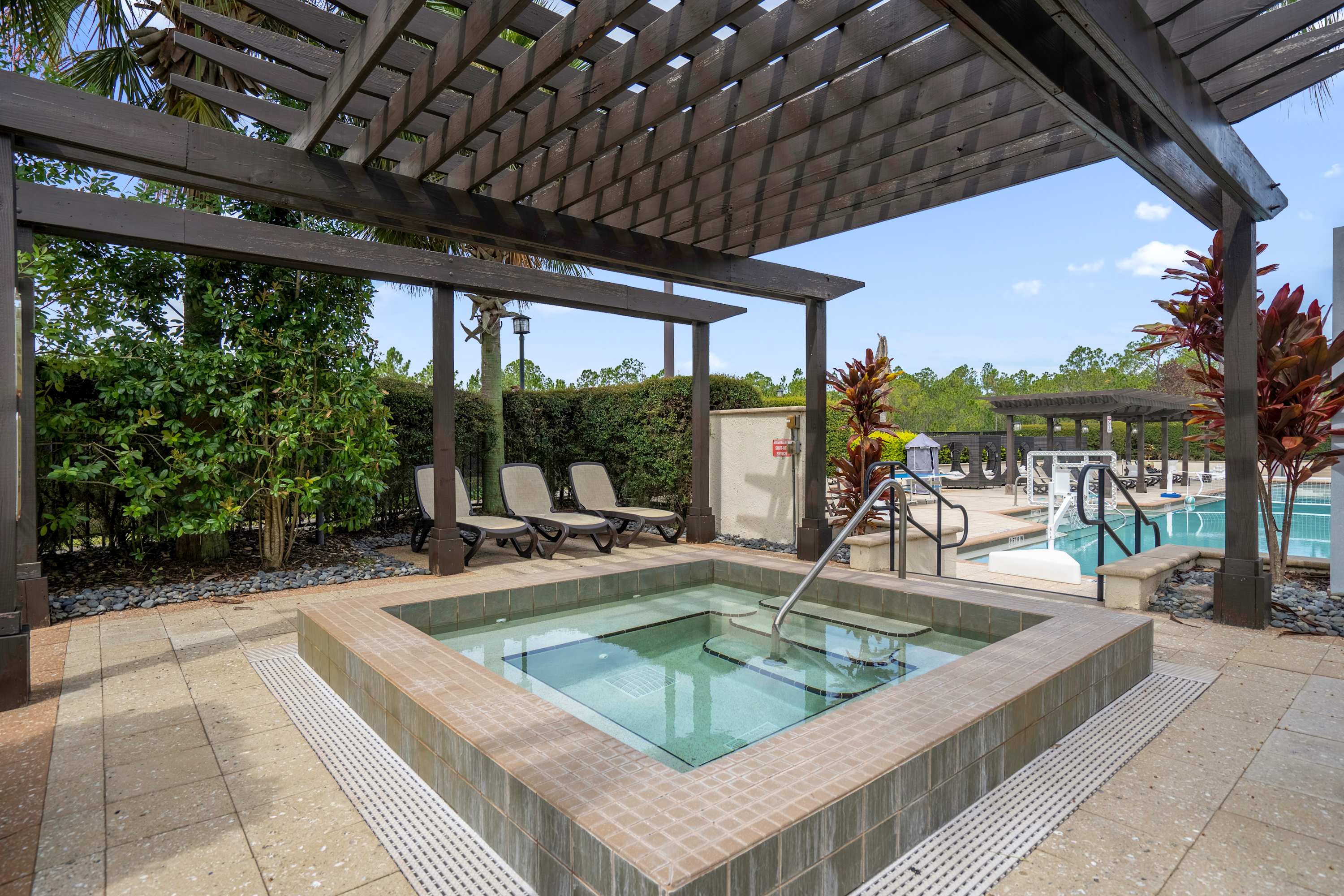 Cozy 4BR Family Villa Enchanted Garden w Olympic length pool | Photo 73