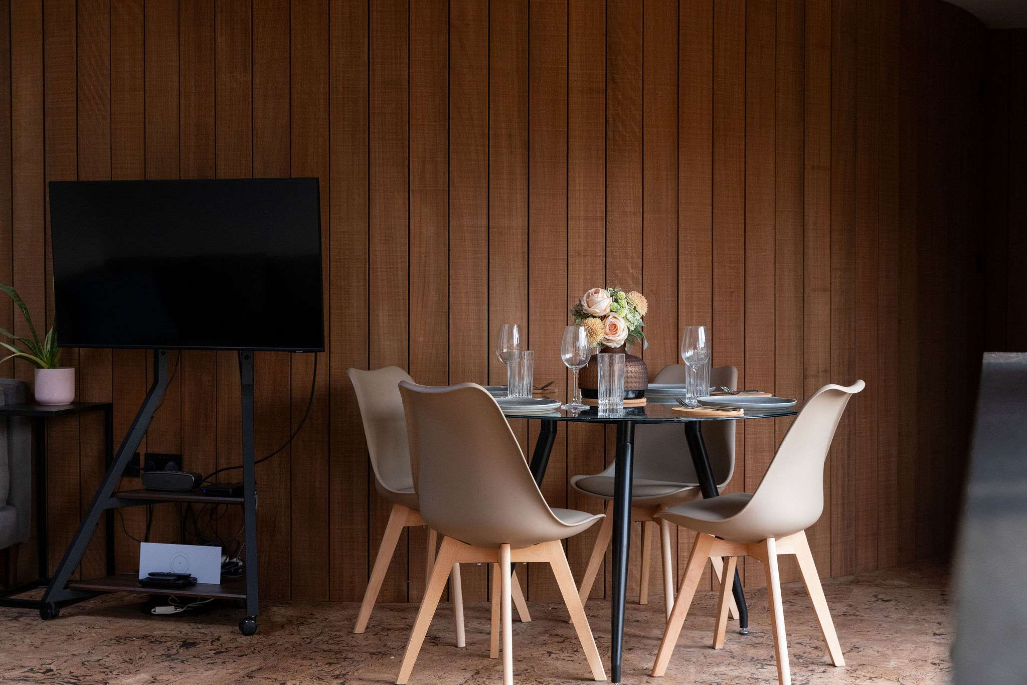 The dining table comfortably seats up to 4 guests, perfect for enjoying breakfast, lunch, and dinner.