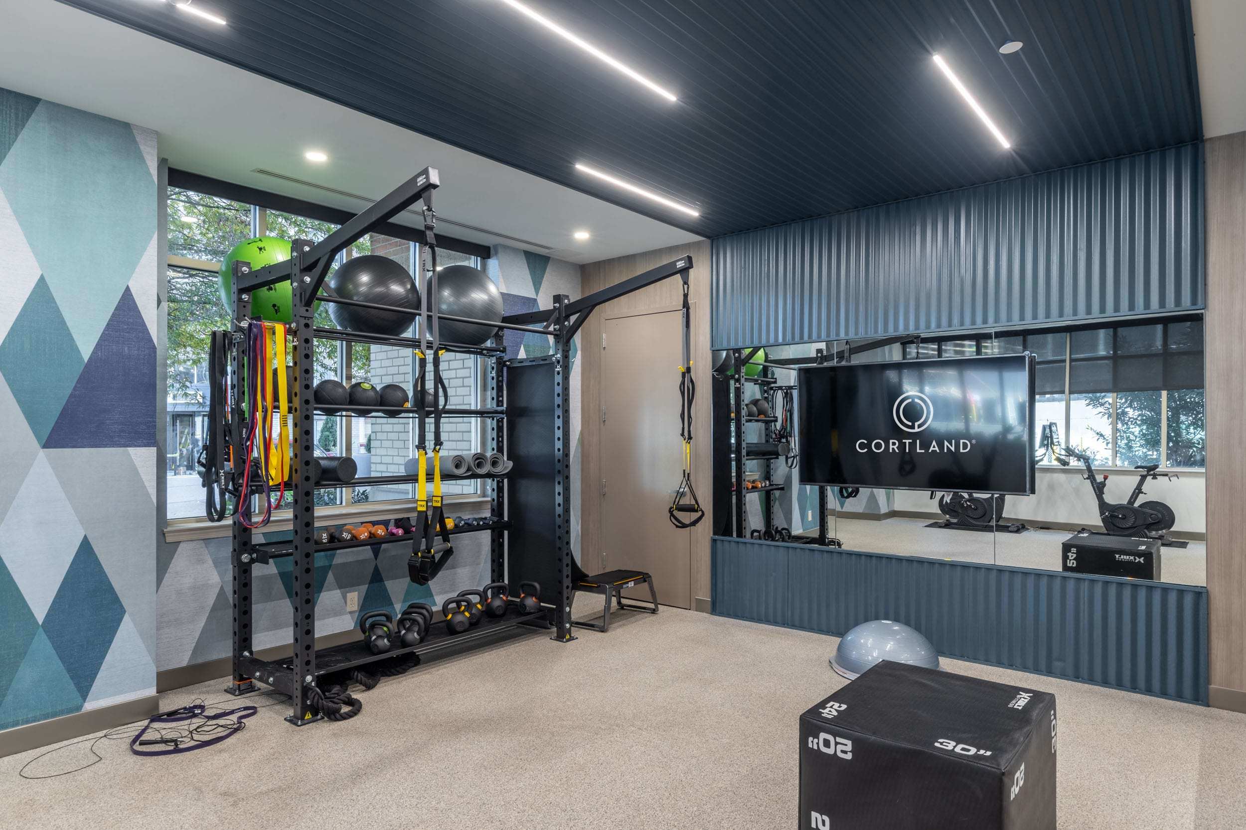 Modern Arlington Apt | Steps from Metro