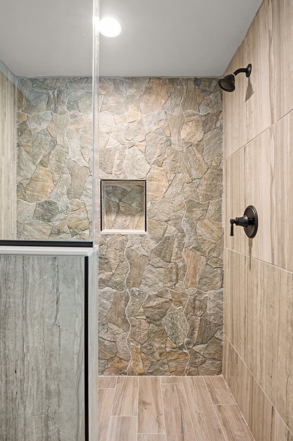 Spa-Inspired Simplicity
A closer look at the shower shows off the earthy textures and relaxing design.