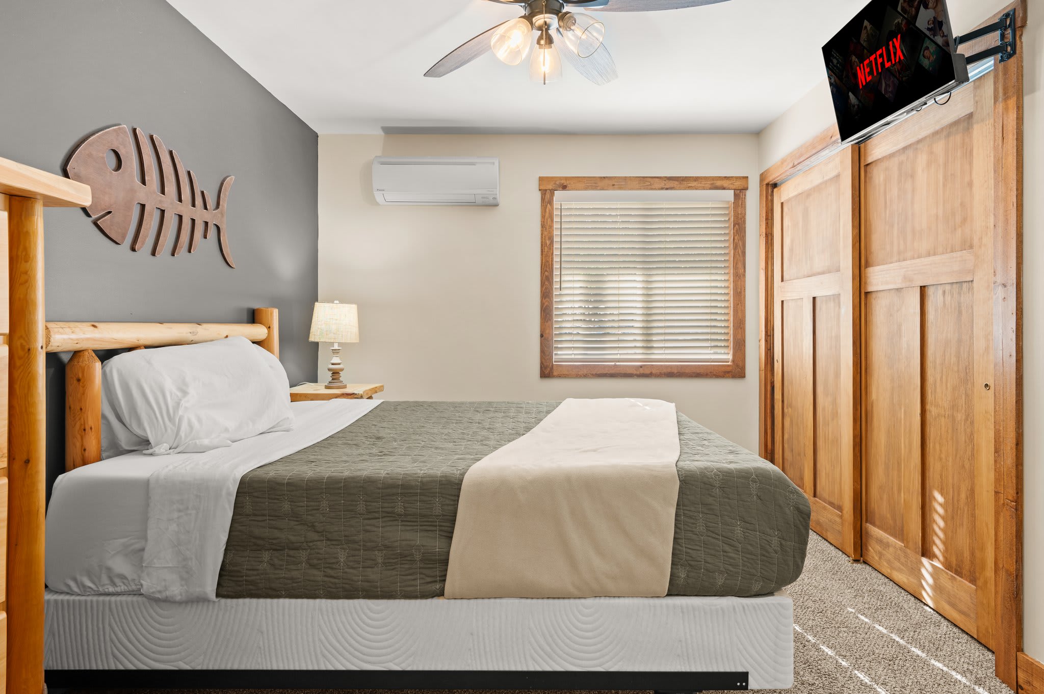 Queen Bed, Maximum Comfort
A quiet corner with a soft bed, warm wood, and everything you need to feel right at home.