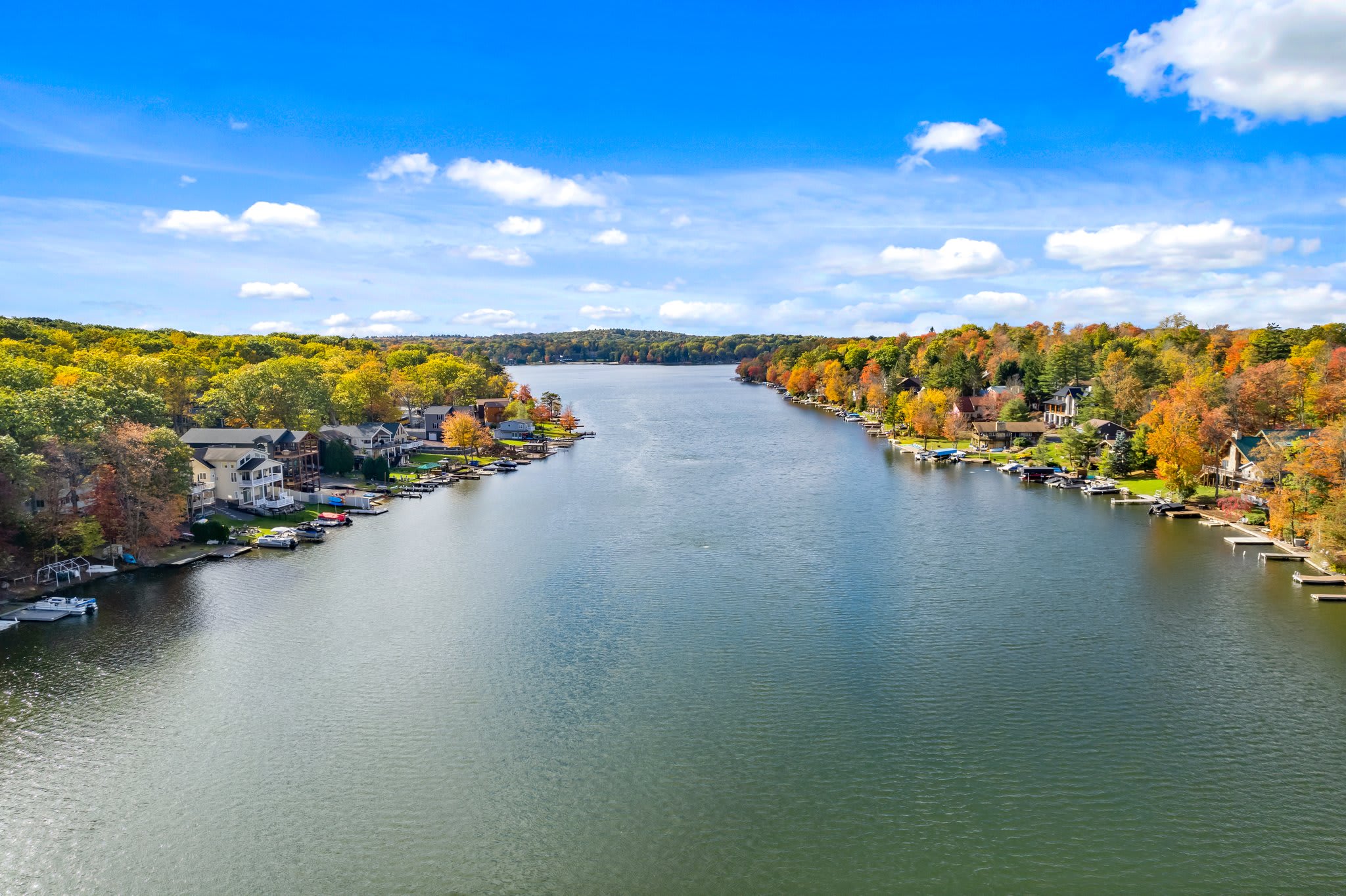 Lakeside Serenity
Just minutes away, this gorgeous lake is perfect for boating, fishing, or simply soaking in the view.