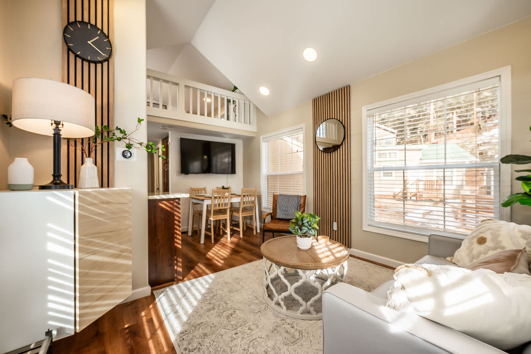 Pikes Peak Heaven's Retreat with sunset views