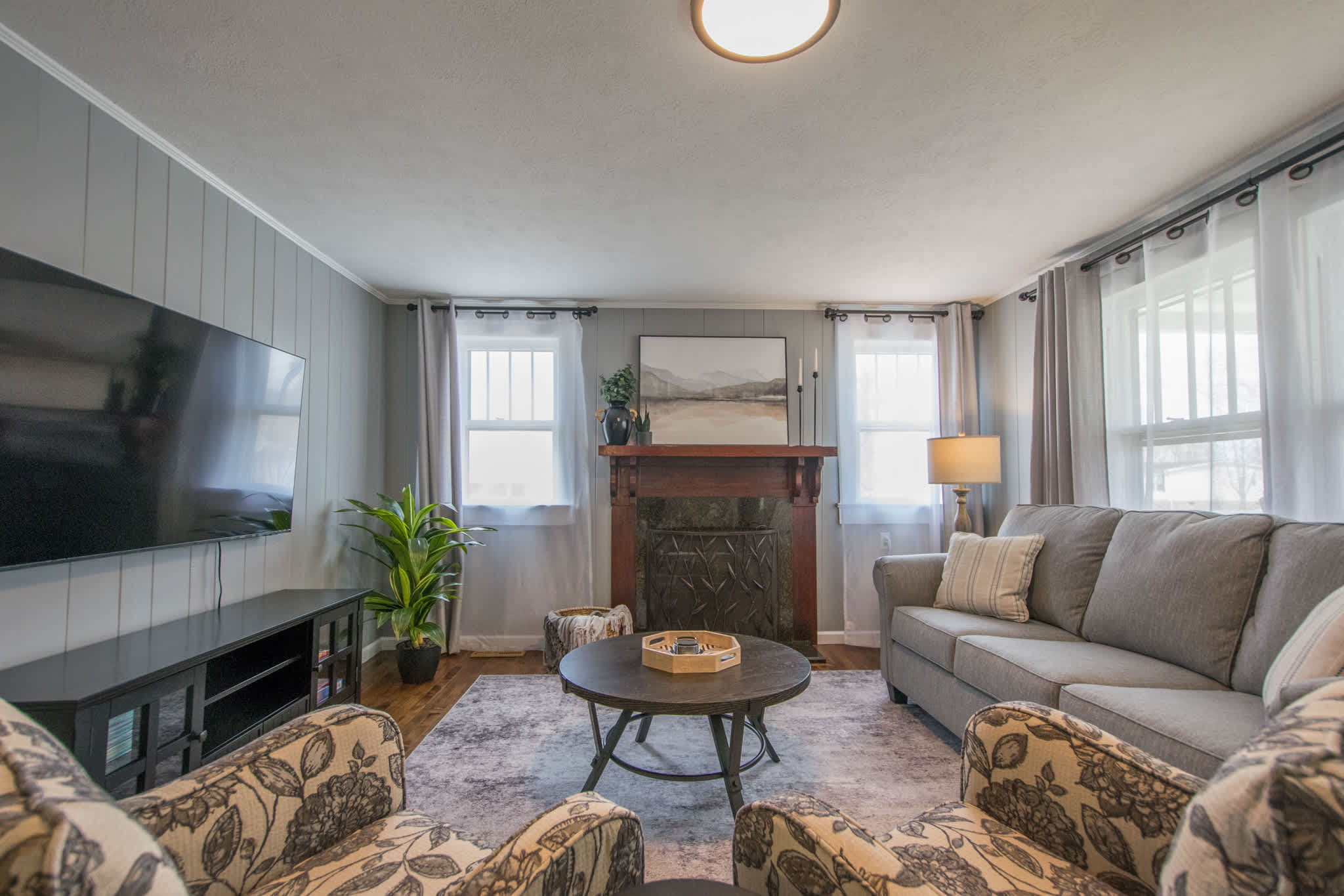 Cozy 3BR w/ Free Attraction Tix | 6 Mins to Town — East Flat Rock, NC — vacation rental