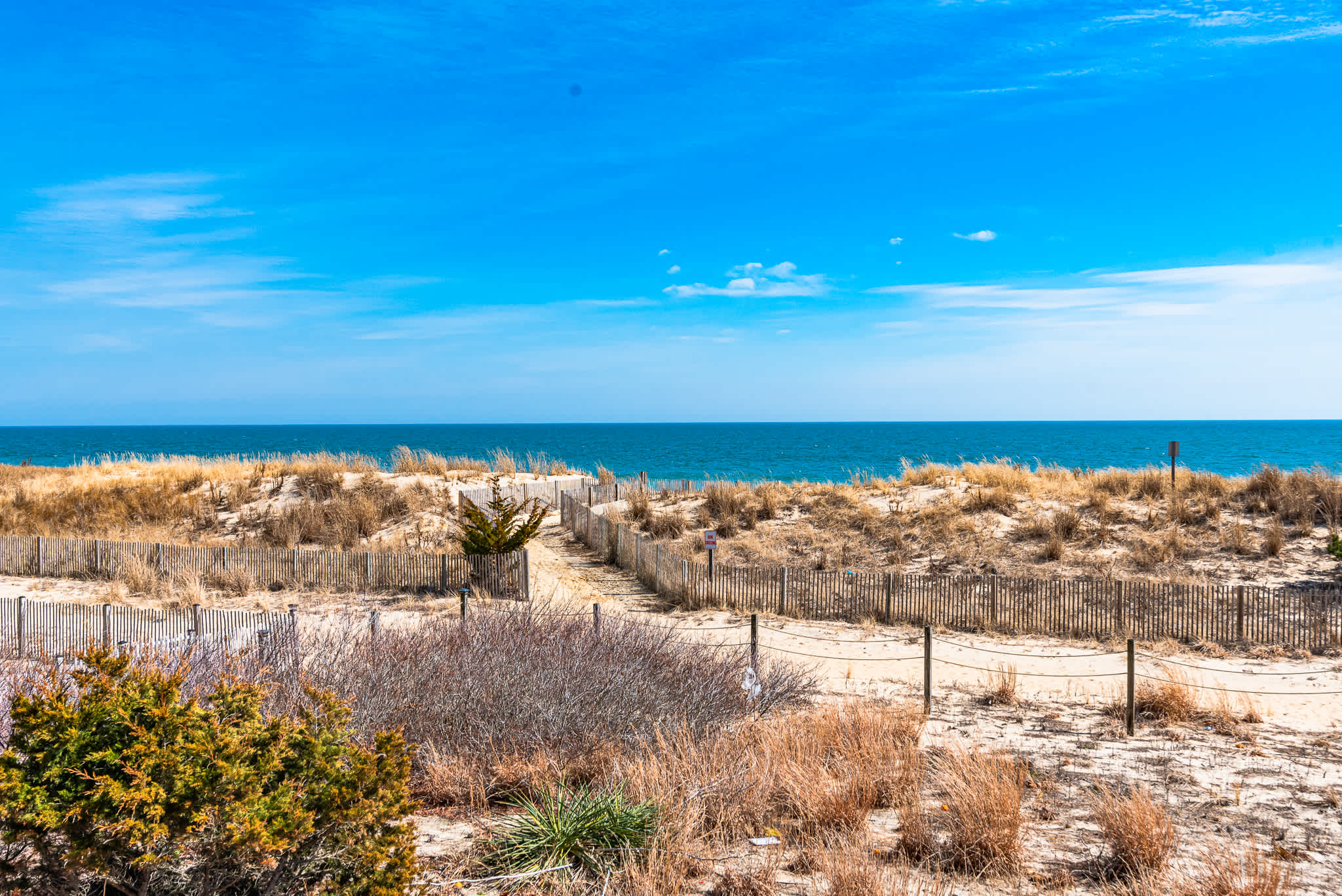 Oceanfront - 72nd street - Oceanview - 2 BR, 2 BA, Sleeps 7 — Ocean City, MD — vacation rental