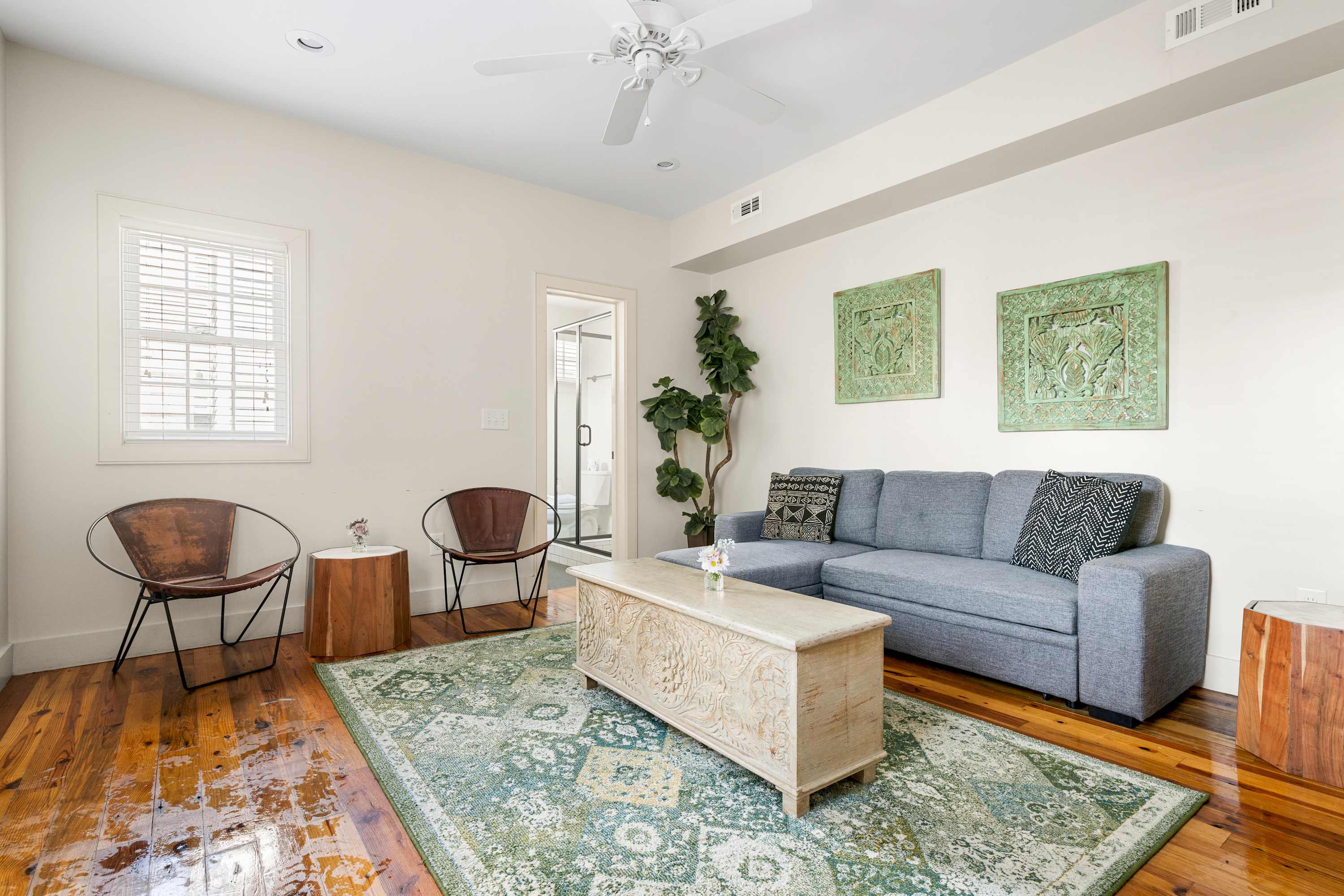 Spacious living room with seating for your entire group! 