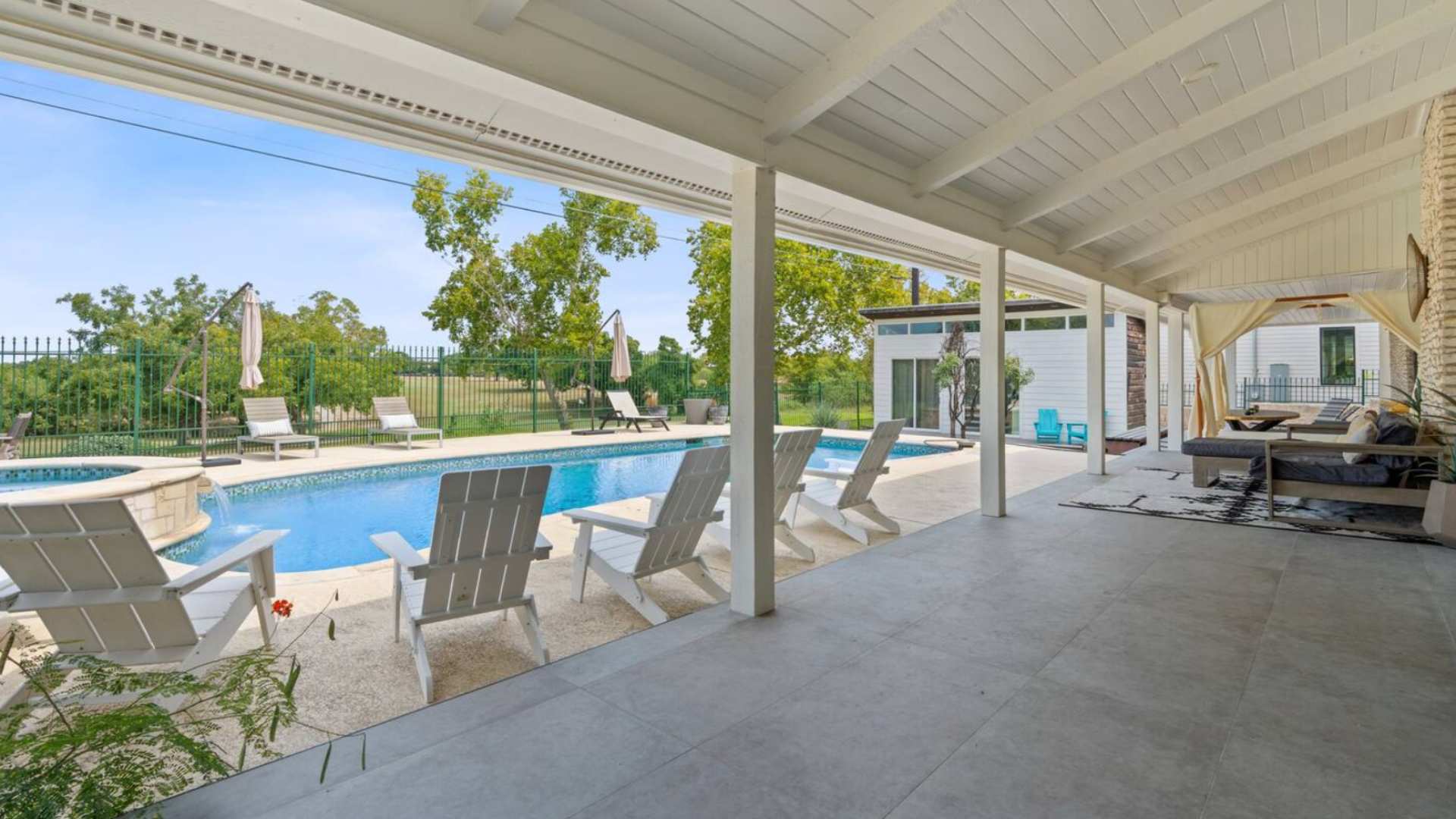 Upstay Luxury Golf Course Retreat w Pool Patio 4